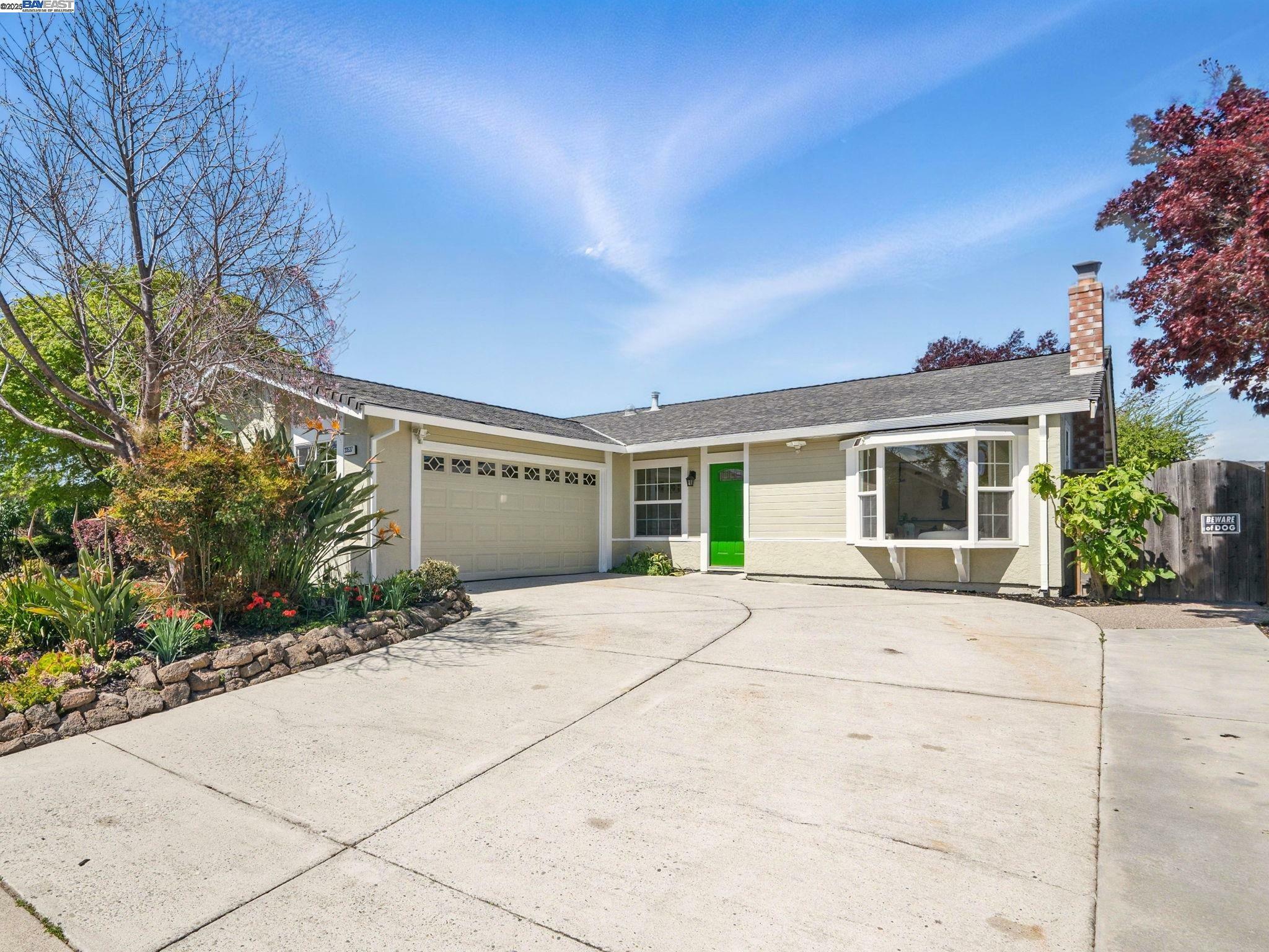 33537 Bardolph Cir  Fremont CA 94555 photo
