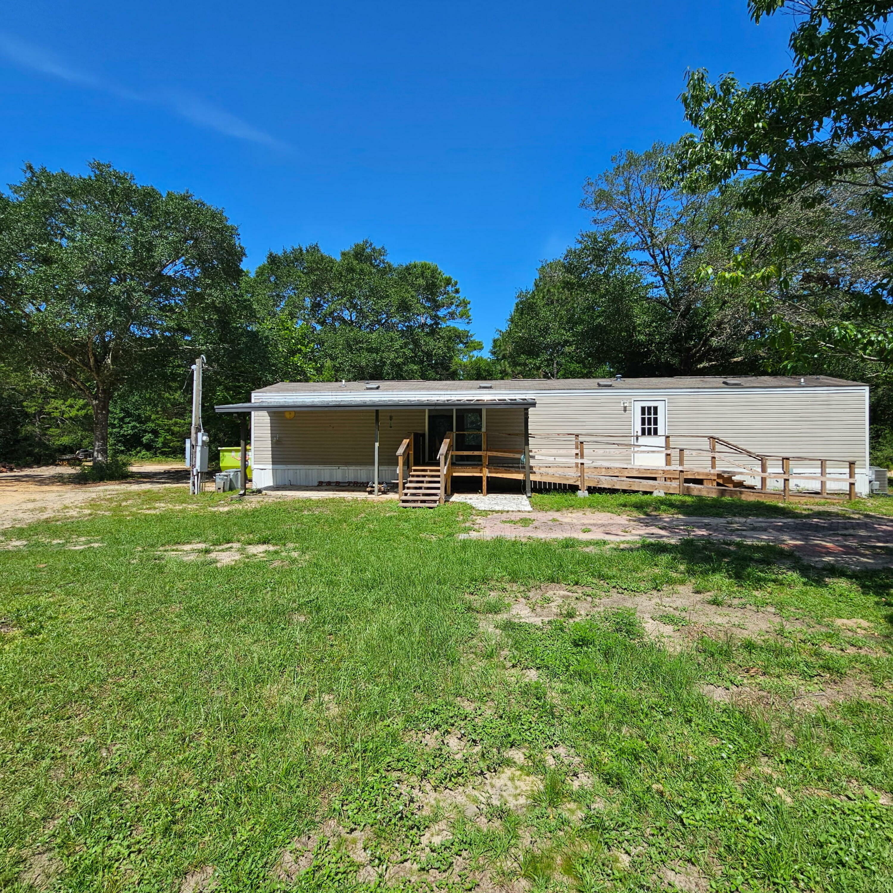Property Photo: 246 Rainbow Drive FL 32539