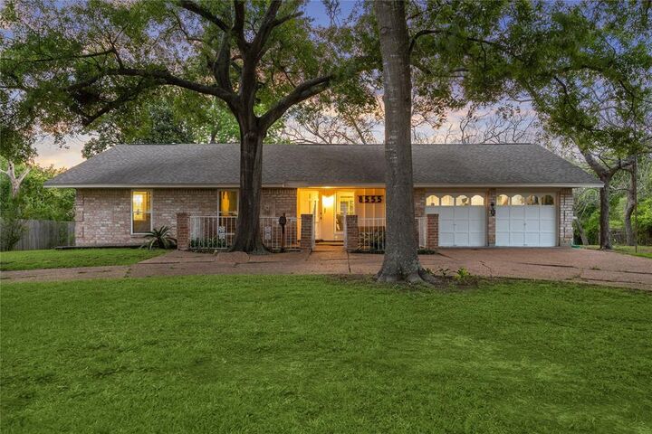 Property Photo:  8555 Chalcos Drive  TX 77017 