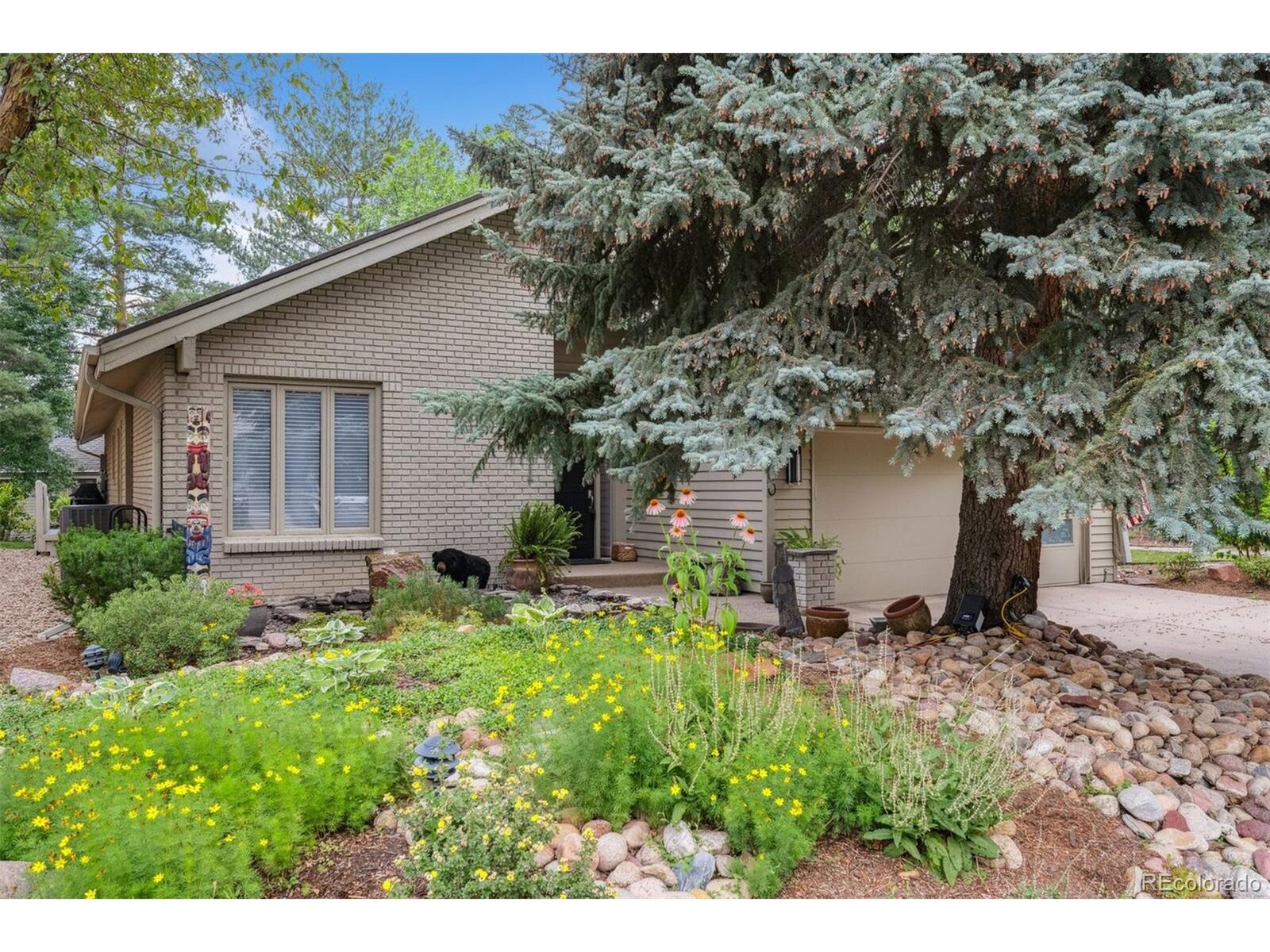 Property Photo: 7100 Cedarwood Cir CO 80301