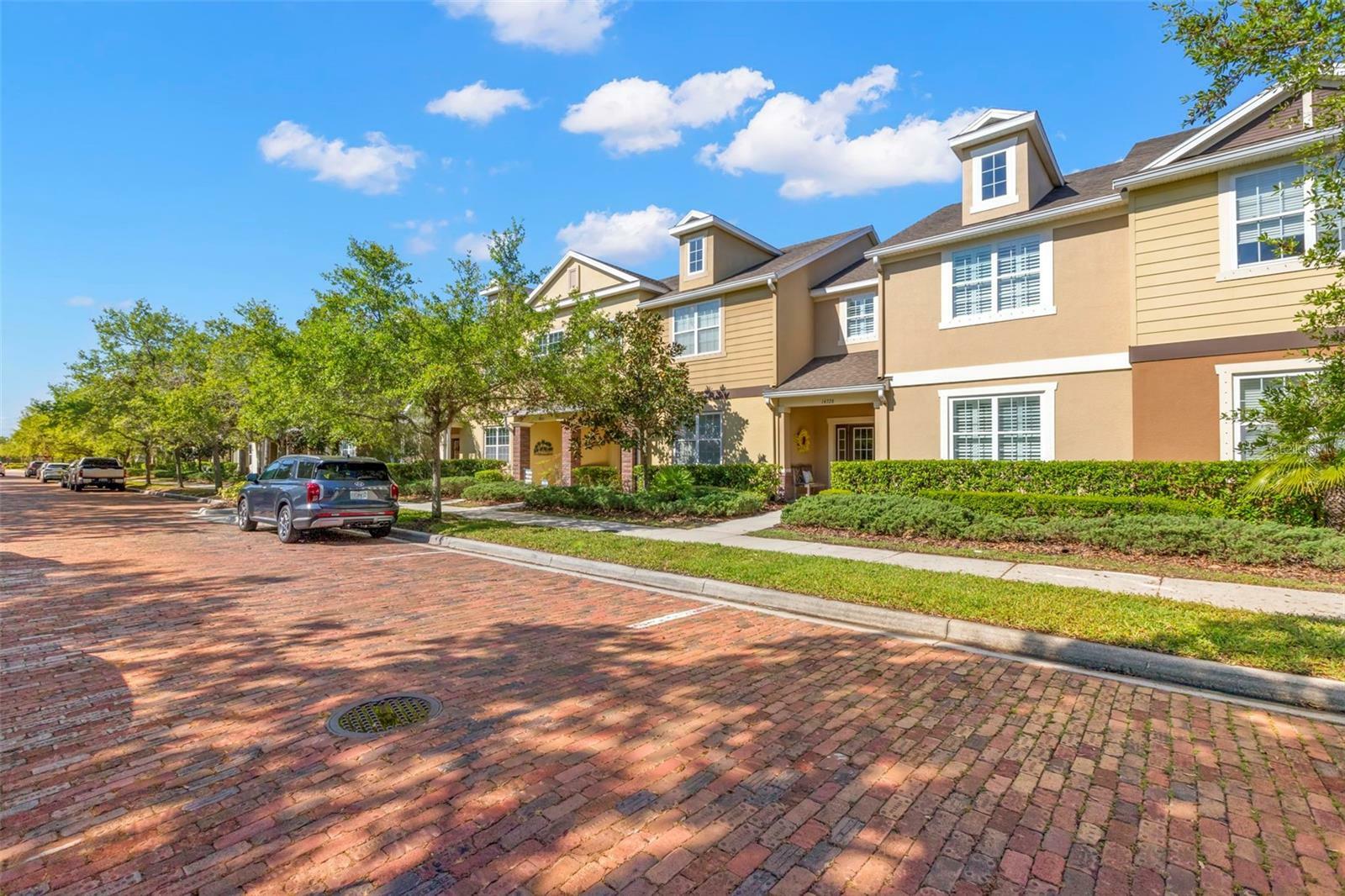 Property Photo: 14726 Brick Place FL 33626