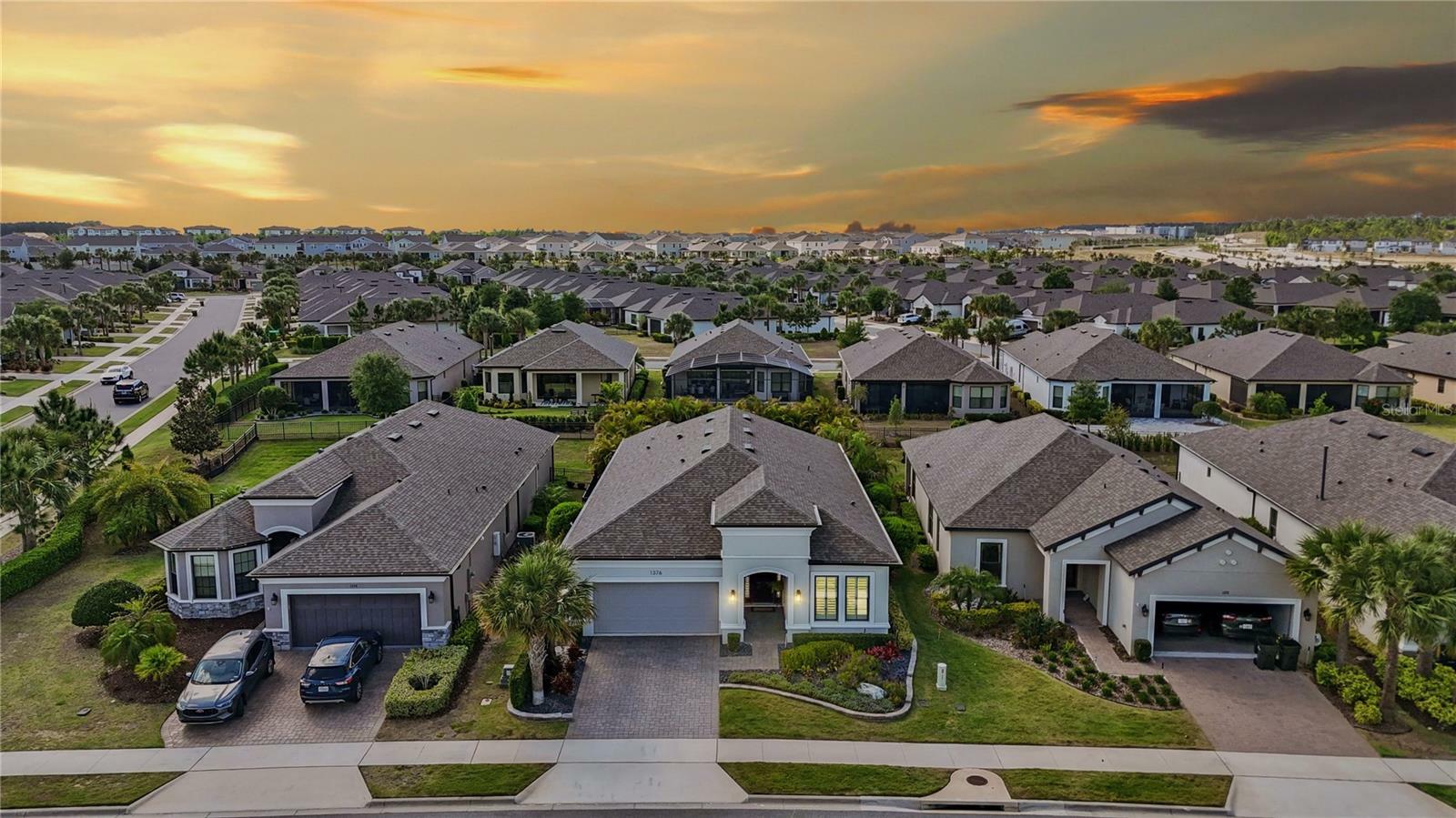 Property Photo: 1376 Zeek Ridge Street FL 34715