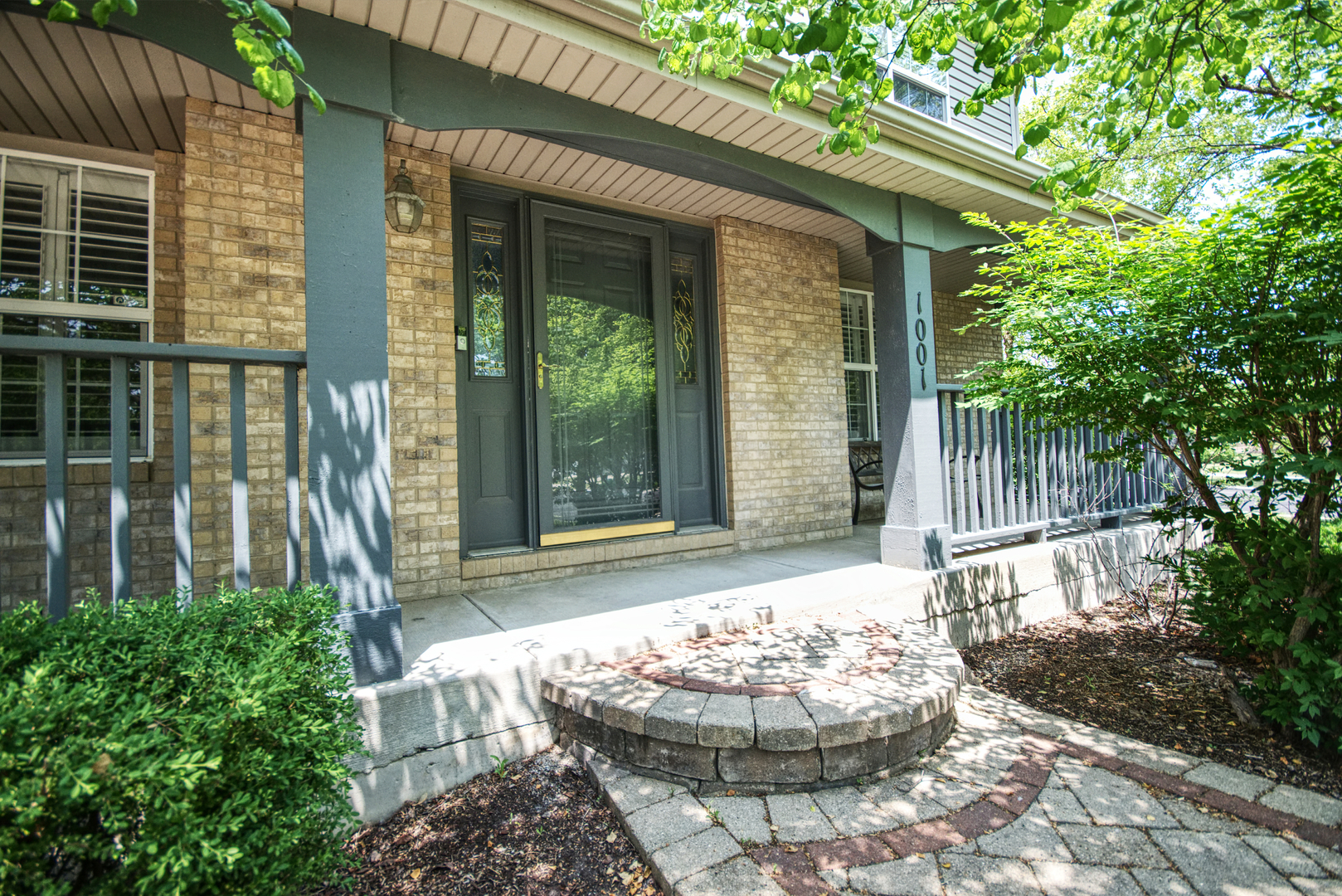Property Photo: 1001 Layne Court IL 60404