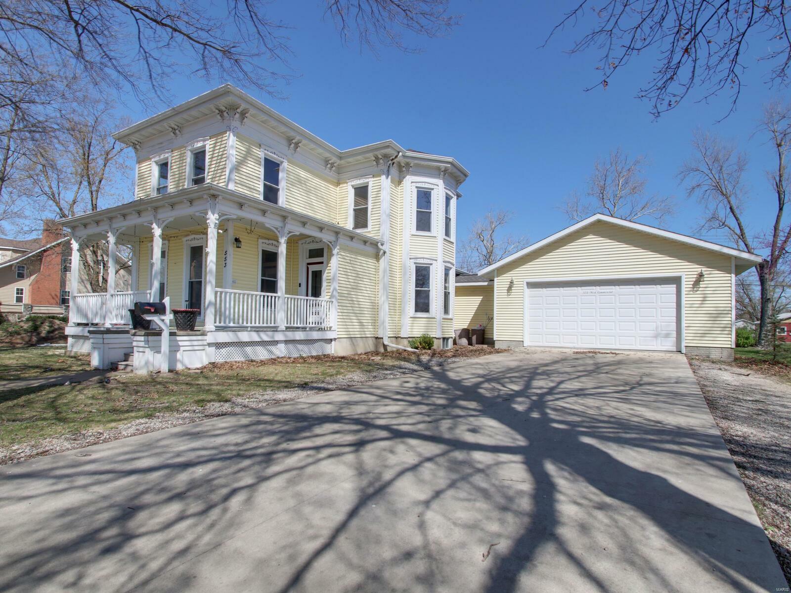 Property Photo: 533 W Commercial Street MO 63445