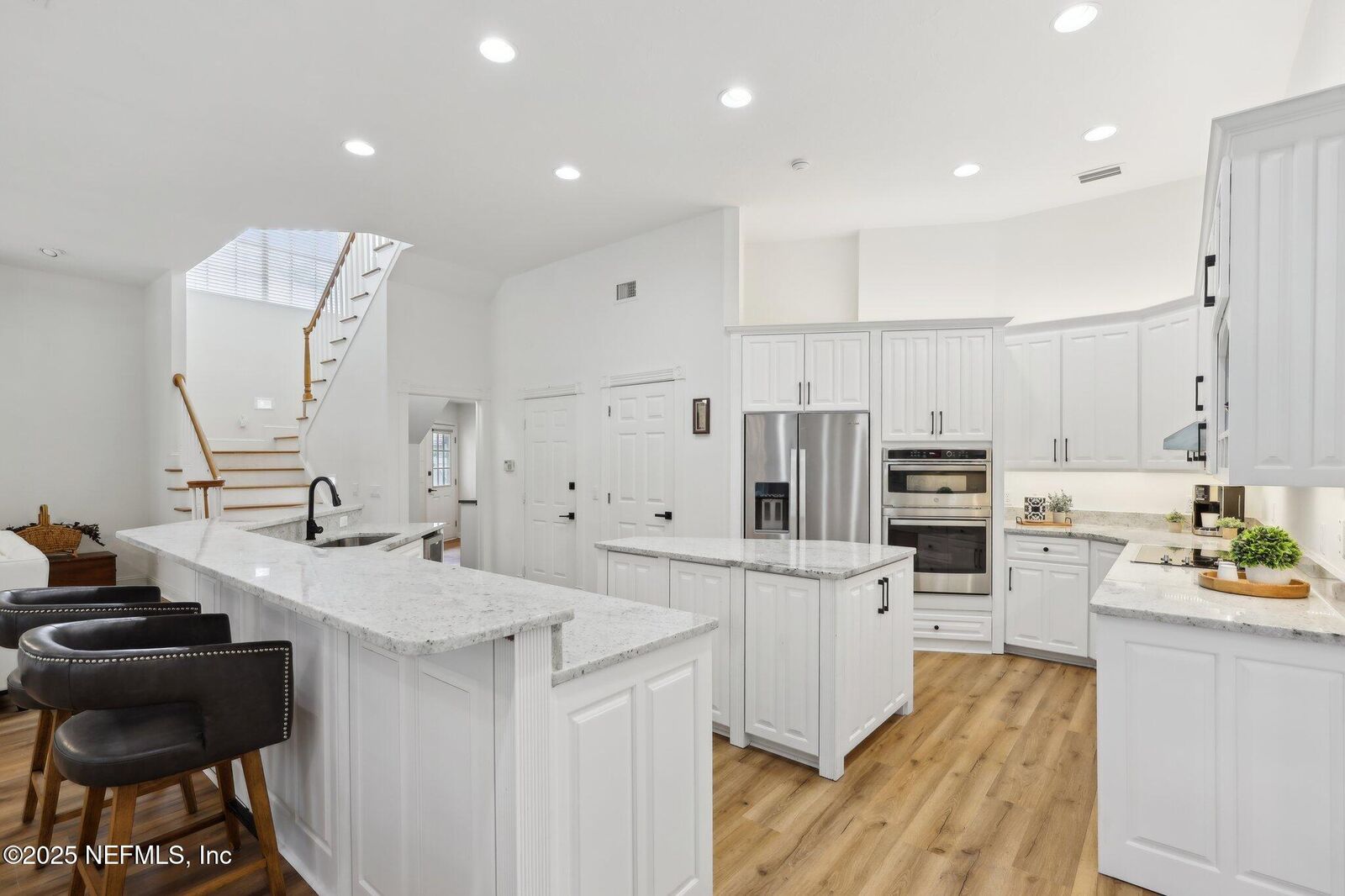 Property Photo:  1611 Pebble Beach Boulevard  FL 32043 