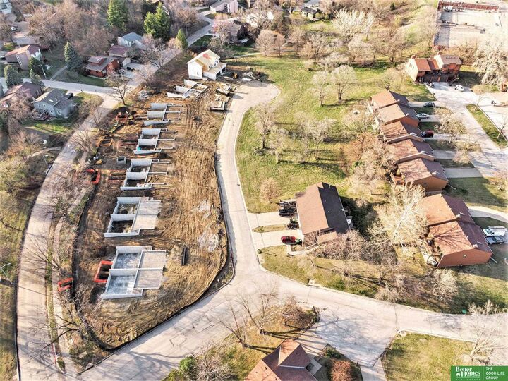 Property Photo:  7166 N 79th Court  NE 68122 