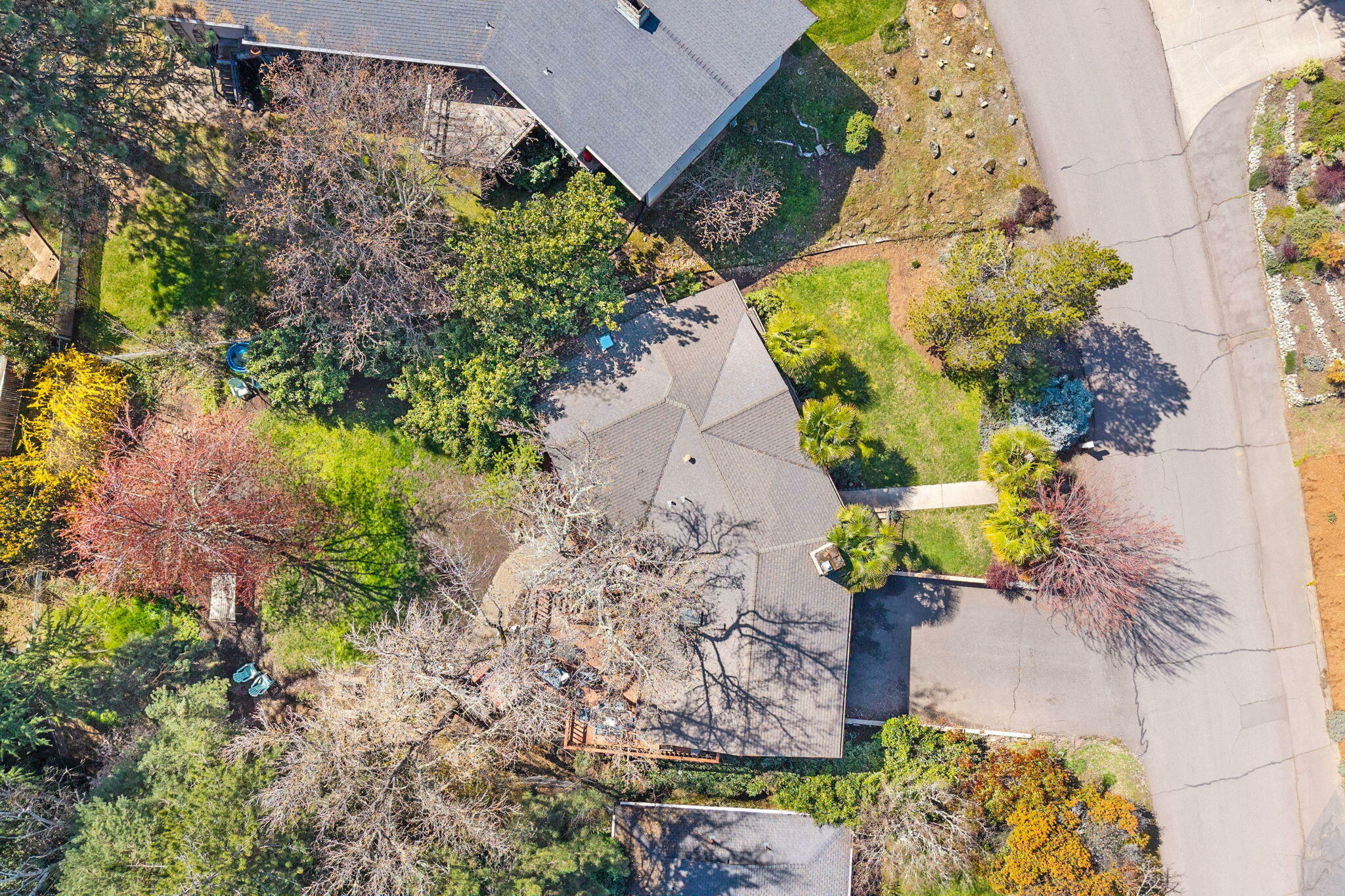 Property Photo: 225 Coachman Drive OR 97530