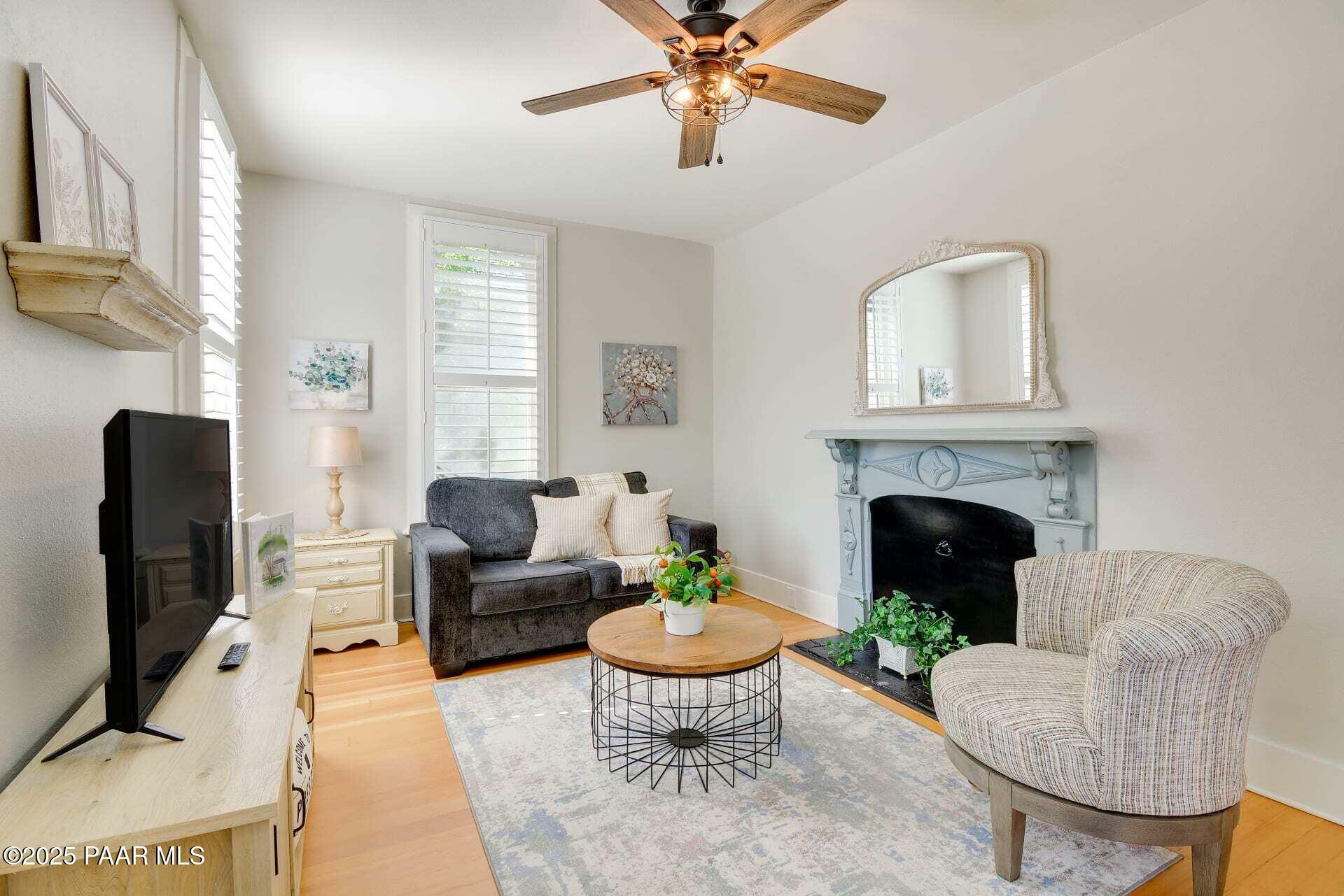 Property Photo: 136 N Pleasant Street AZ 86301