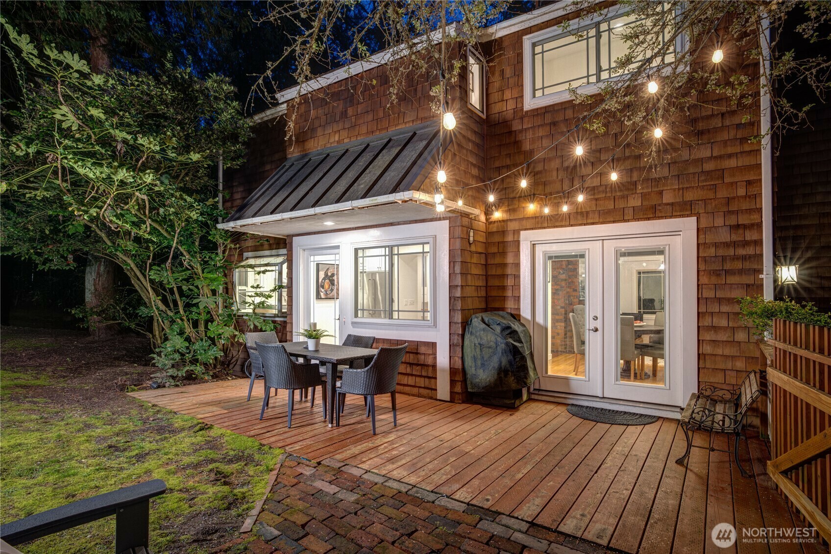 Property Photo: 5252 Forest Avenue SE WA 98040