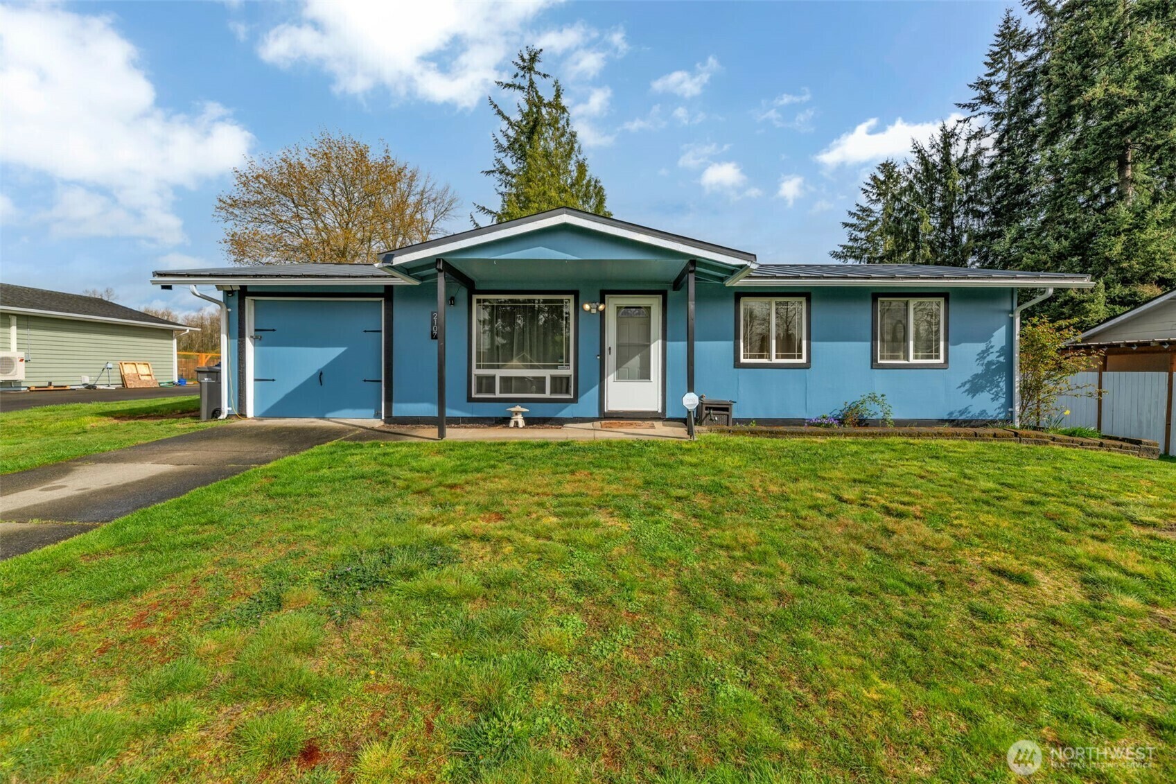 2107  140th Place NE  Marysville WA 98271 photo