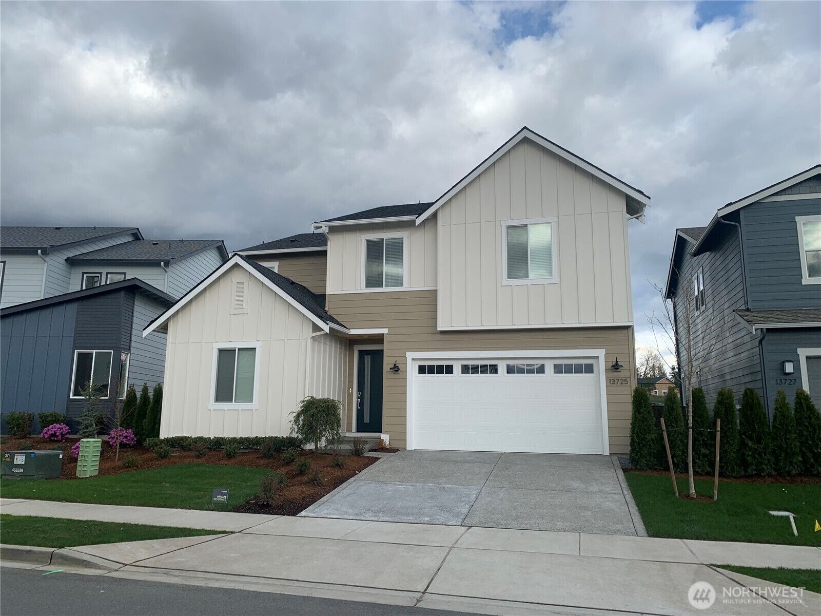 Property Photo: 13725 208th Drive SE 2 WA 98272