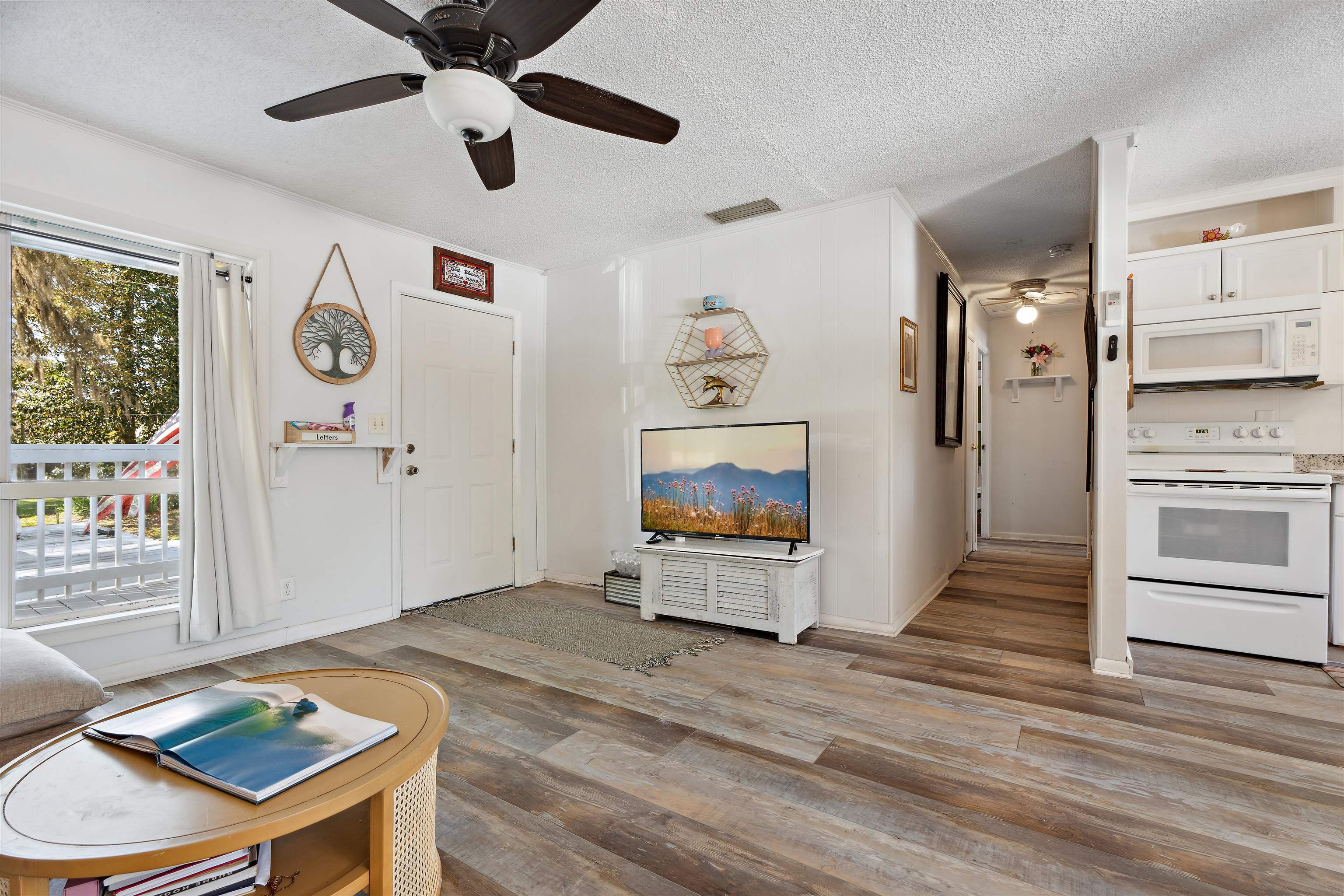 Property Photo:  507 Gerona Road  FL 32086 