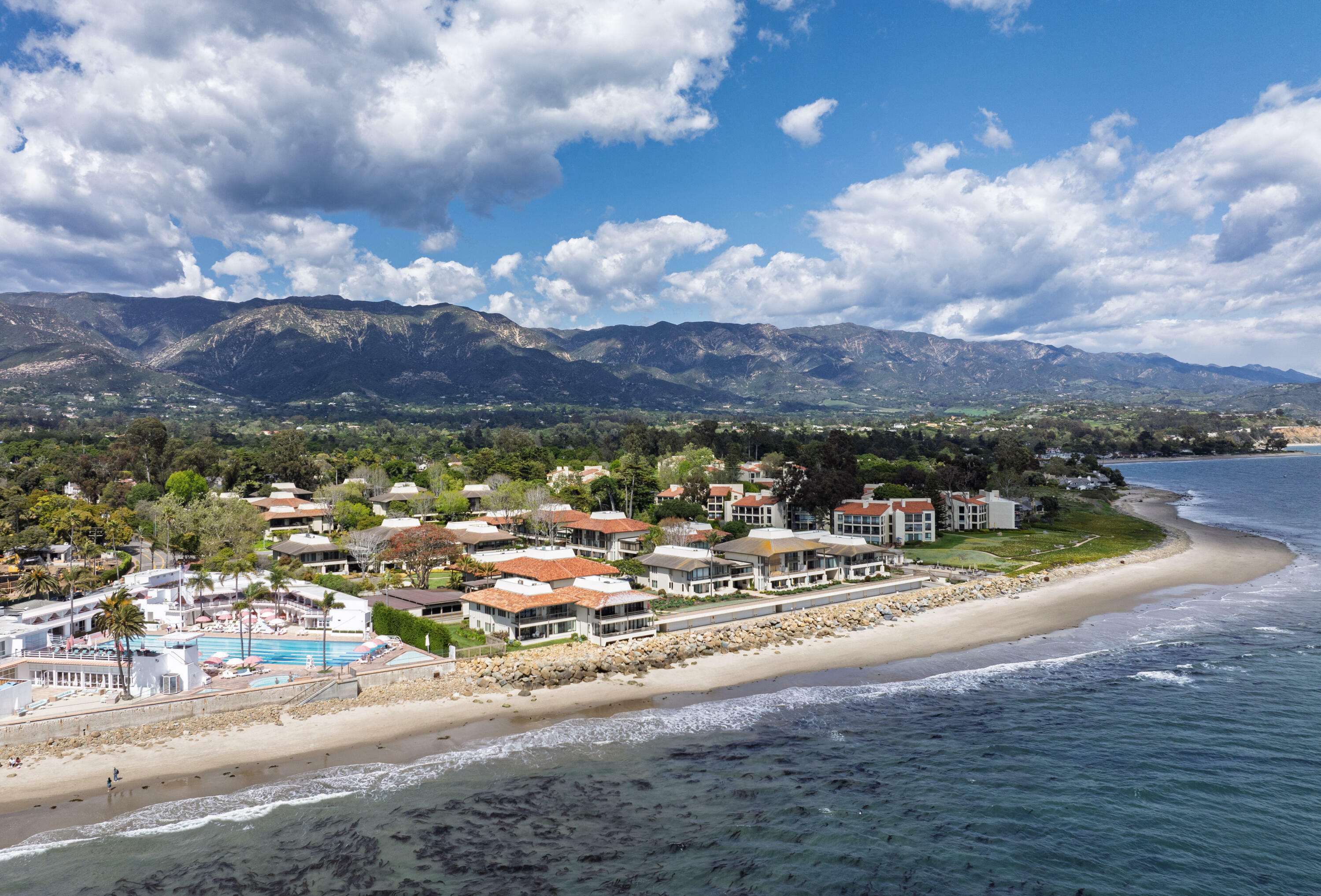 Property Photo: 1301 Plaza Pacifica CA 93108