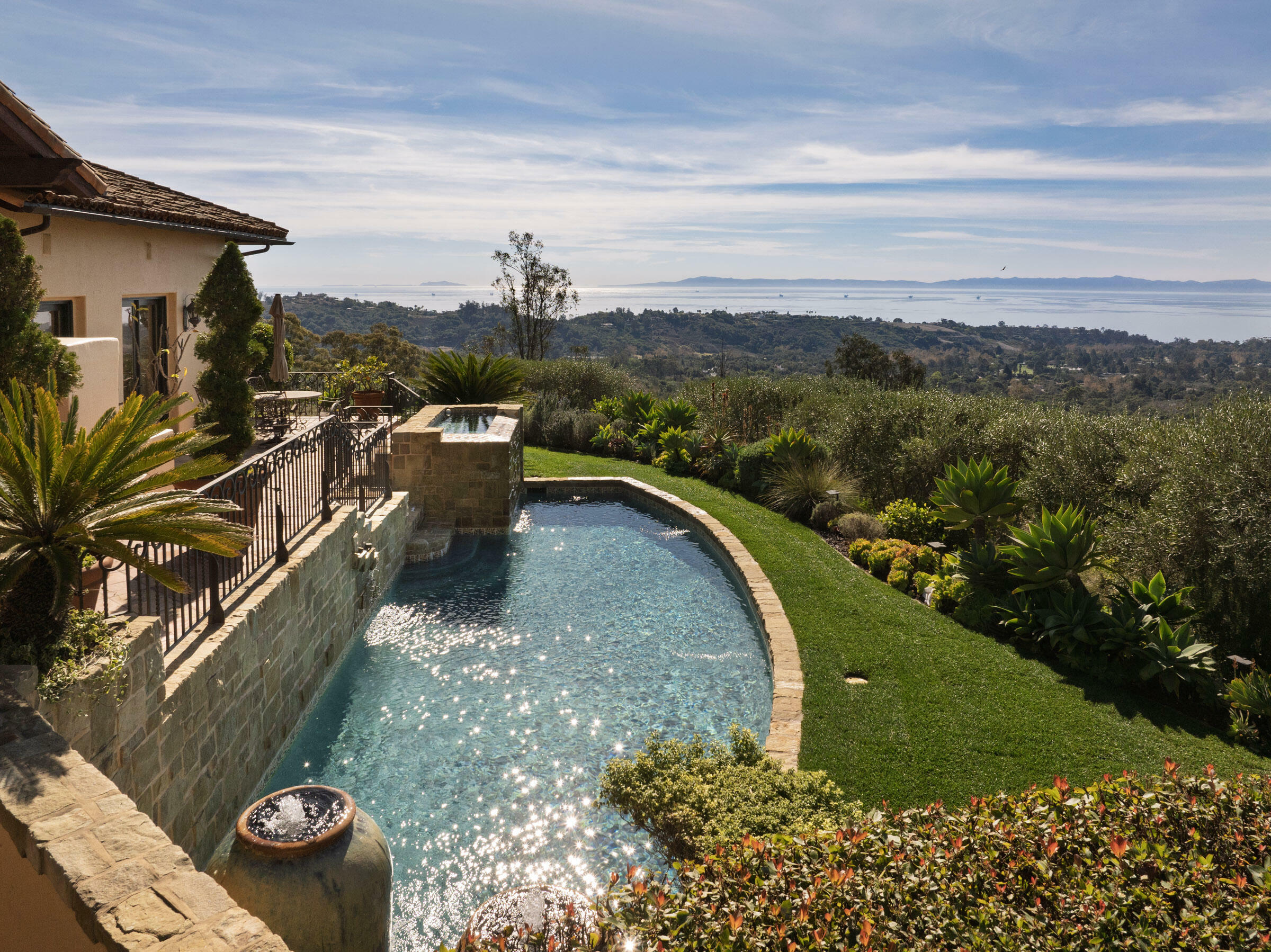 Property Photo: 2240 Bella Vista Drive CA 93108