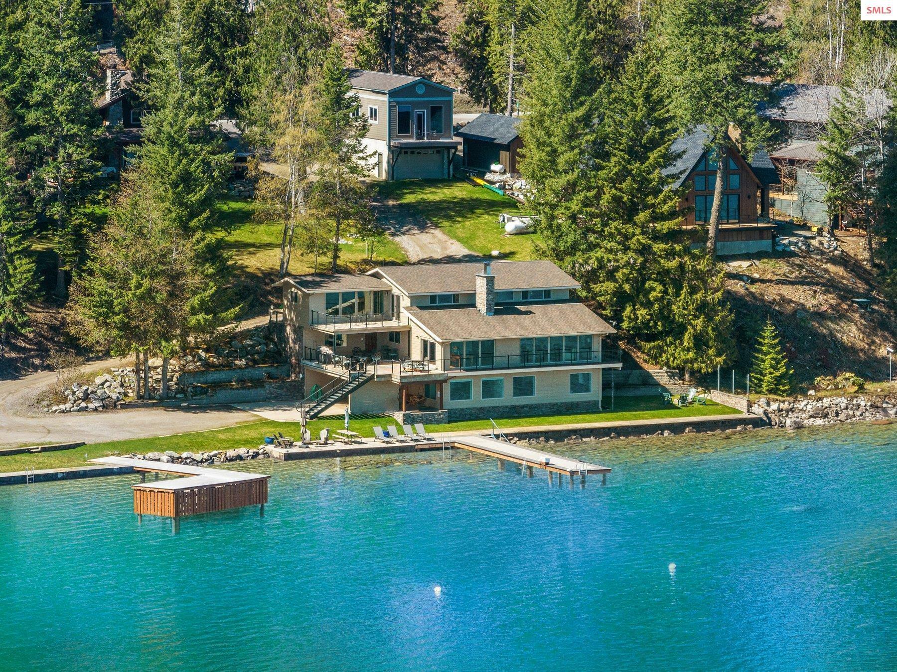 Property Photo: 2537 Lakeshore Dr. ID 83860
