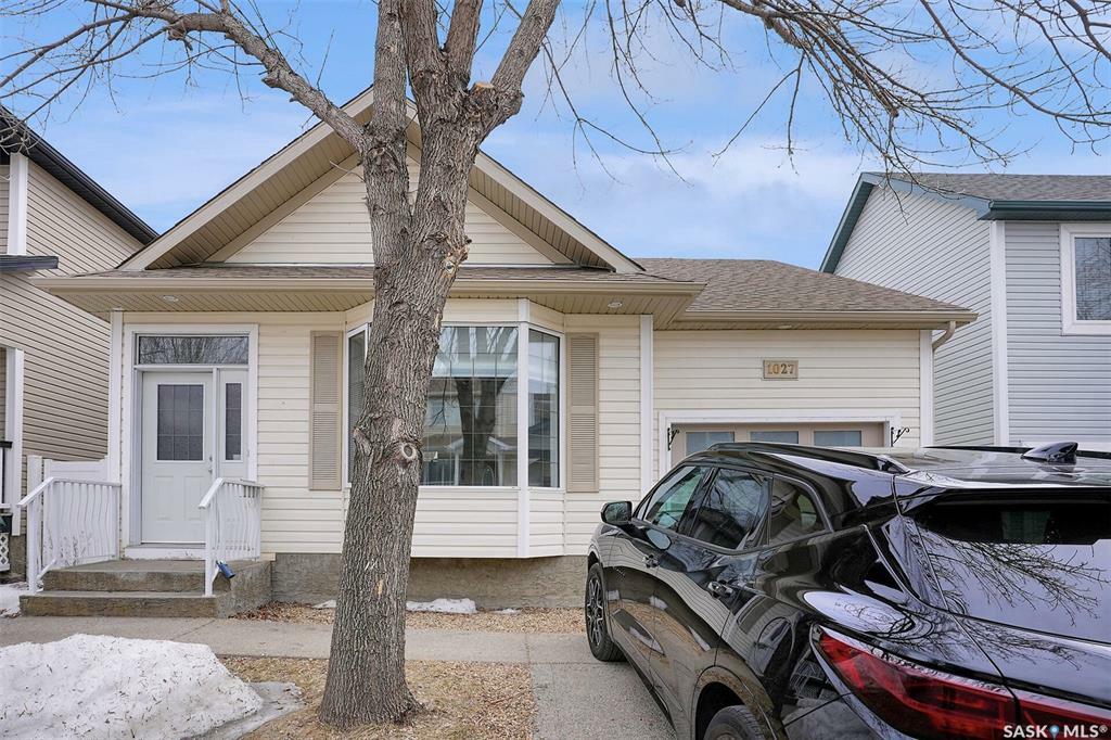Photo de la propriété: 1027 Cypress Way N SK S4X 4R4