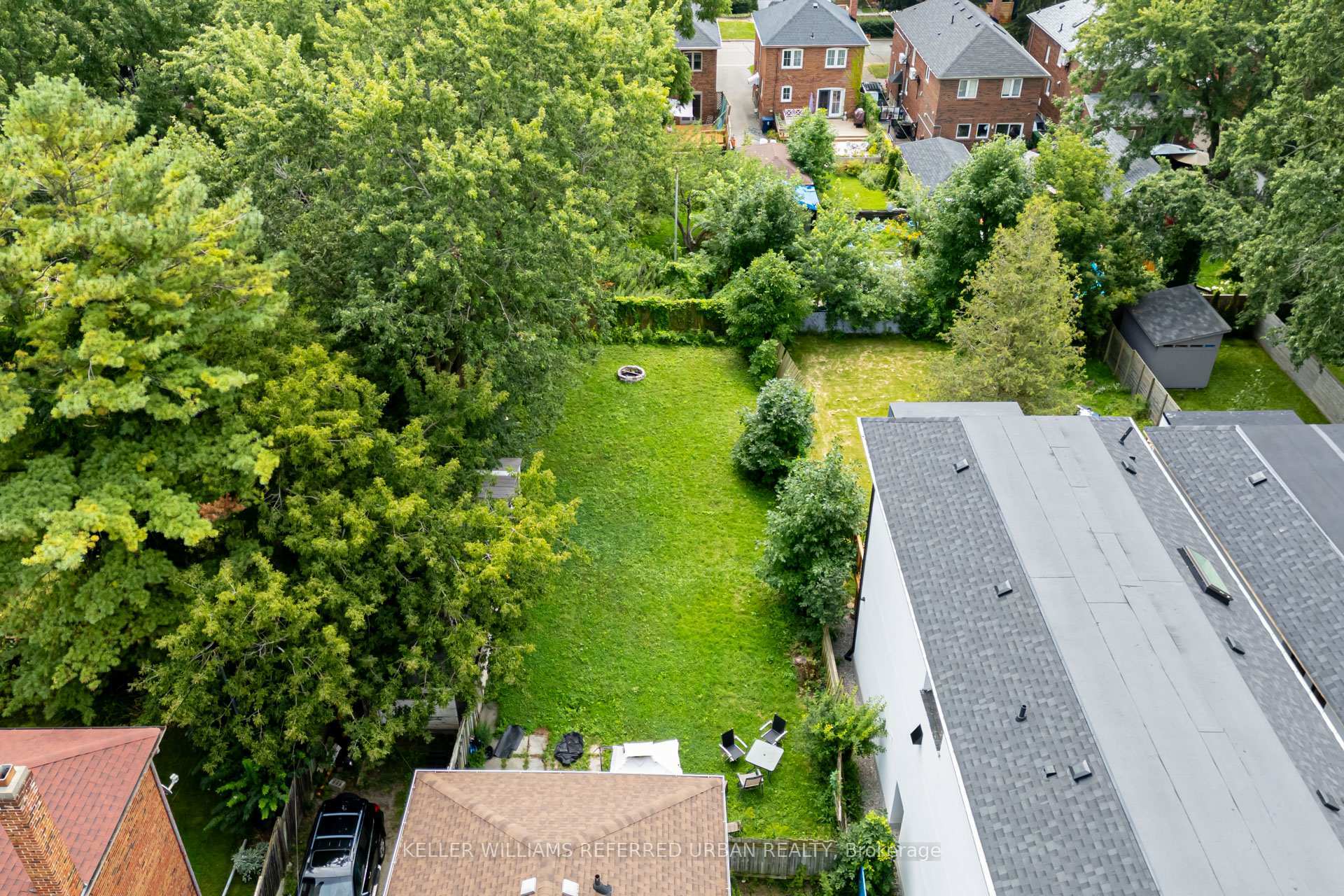 Property Photo:  2B Shamrock Avenue  ON M8W 1C8 