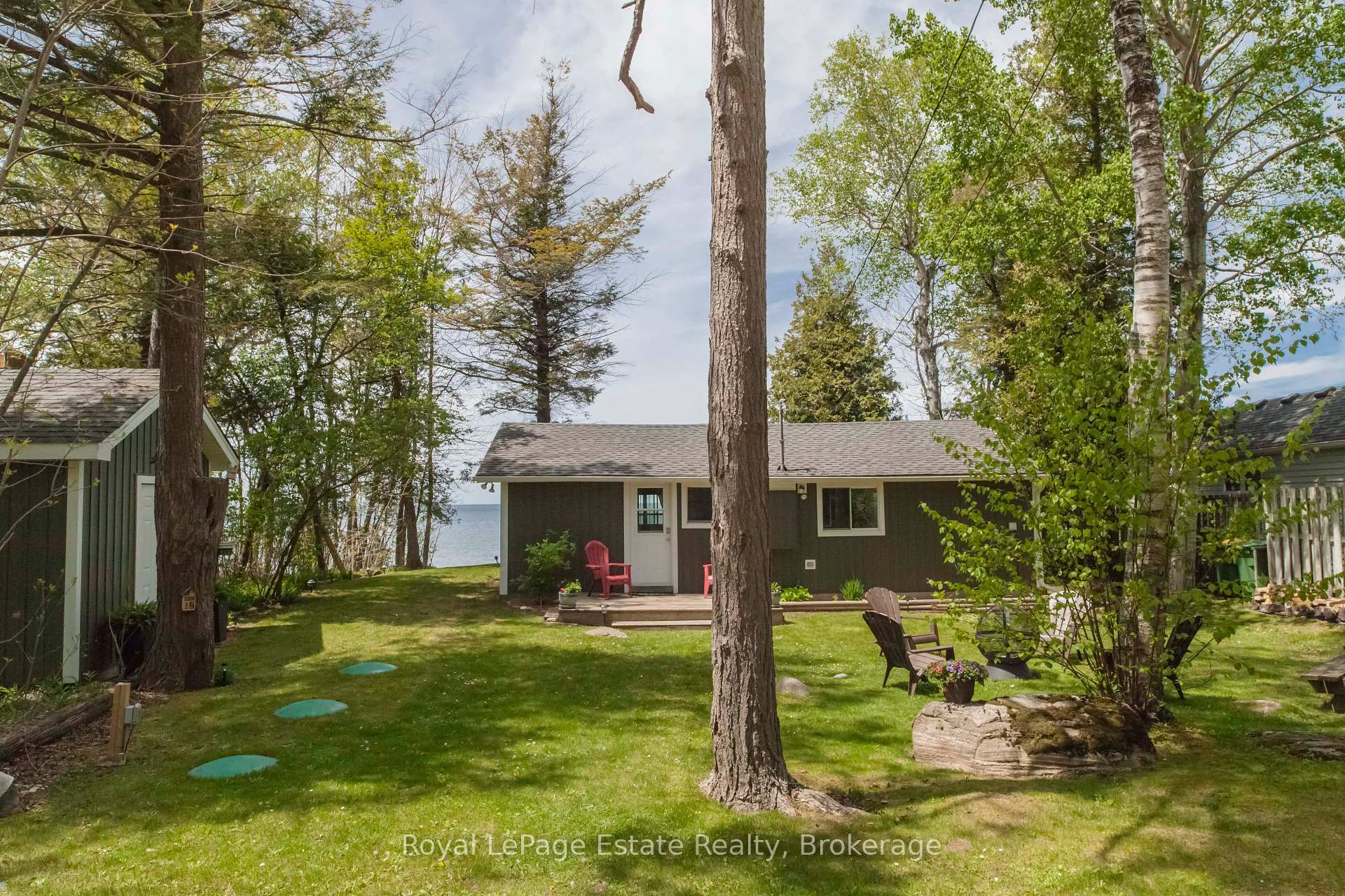 Property Photo: 19 Ah Sineese Crescent W ON N0H 2L0