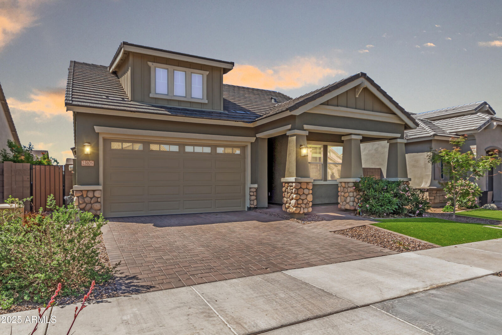 Property Photo:  23105 E Carriage Way  AZ 85142 