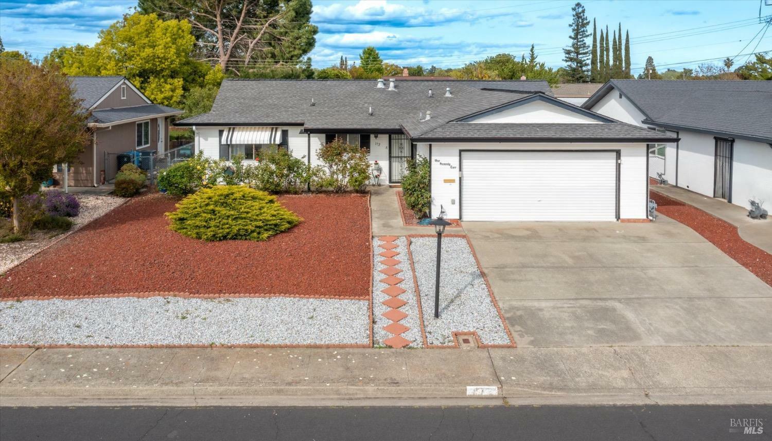 Property Photo: 172 Isle Royale Circle CA 95687