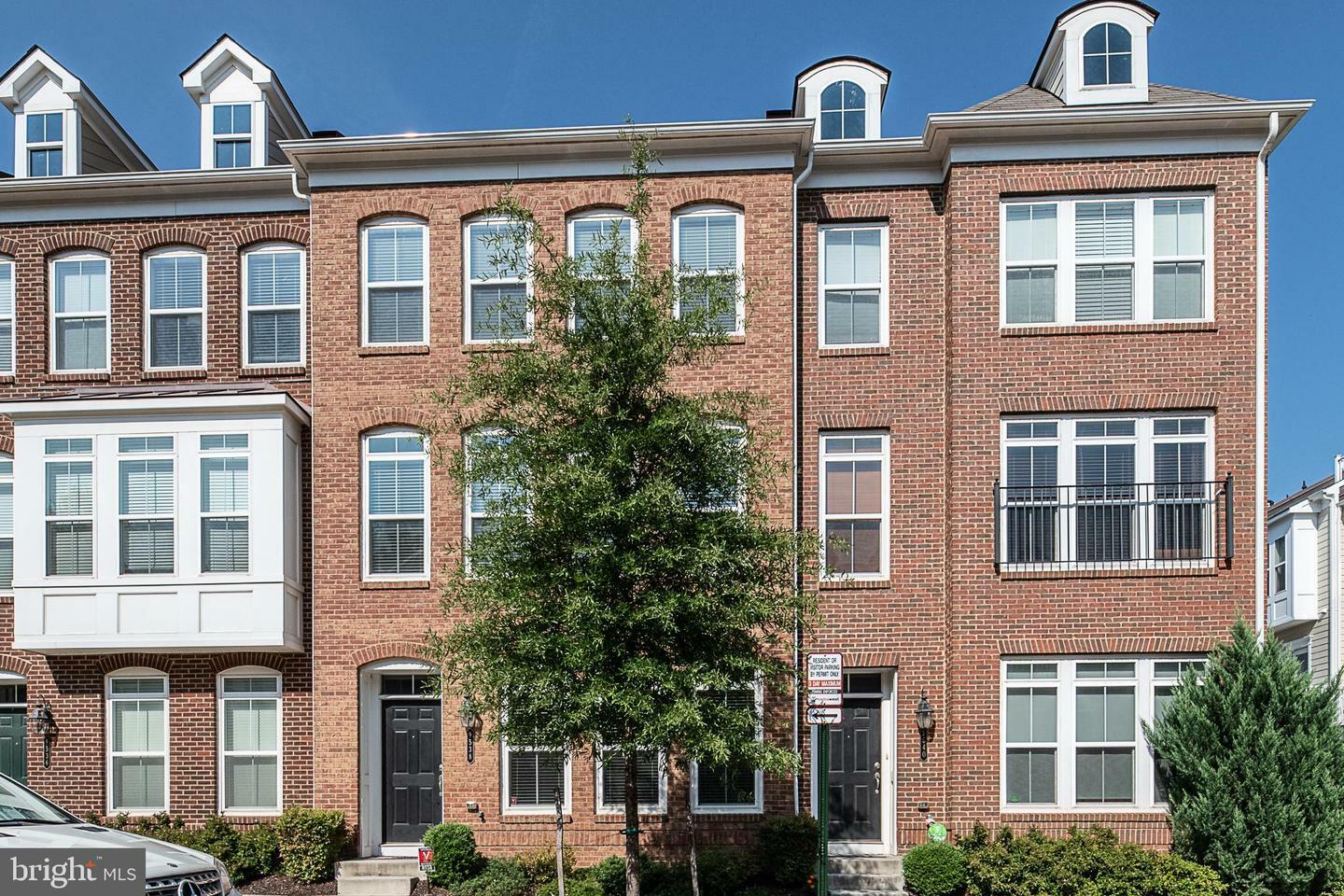 Property Photo:  9538 Canonbury Square  VA 22031 