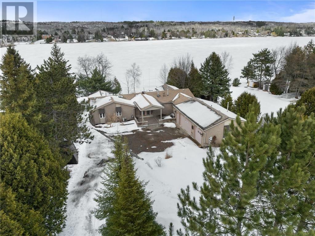 Property Photo: 740 Dew Drop Road ON P3G 1L1