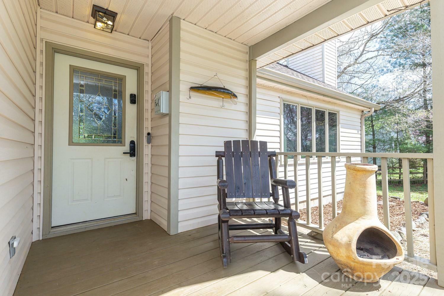 Property Photo: 36 Harold Sluder Road NC 28701