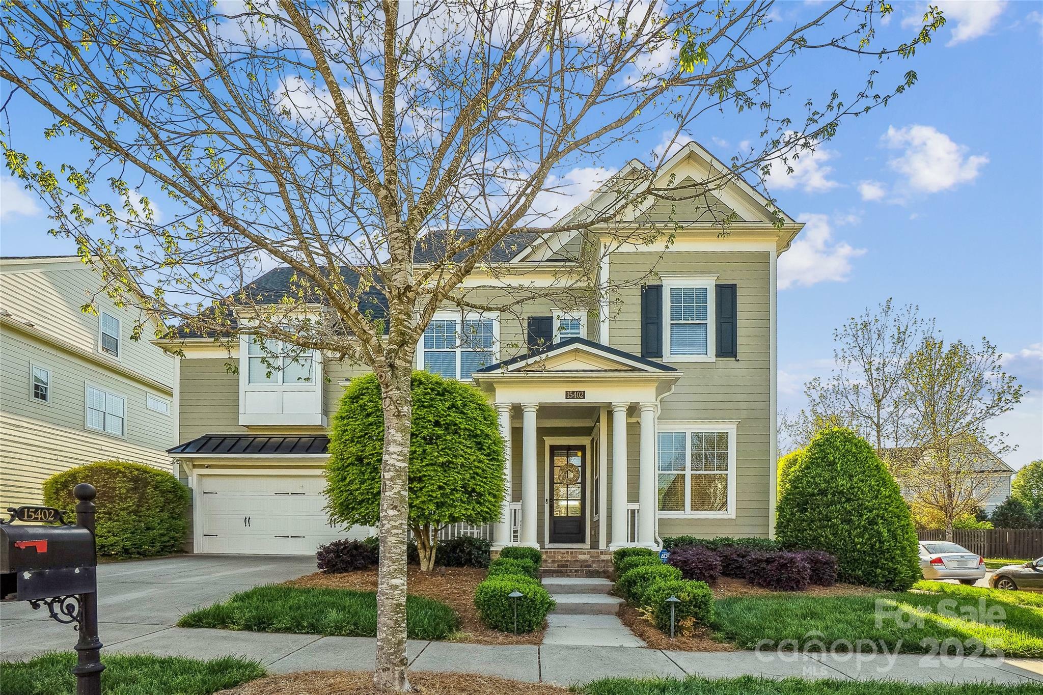 Property Photo: 15402 Country Lake Drive NC 28134