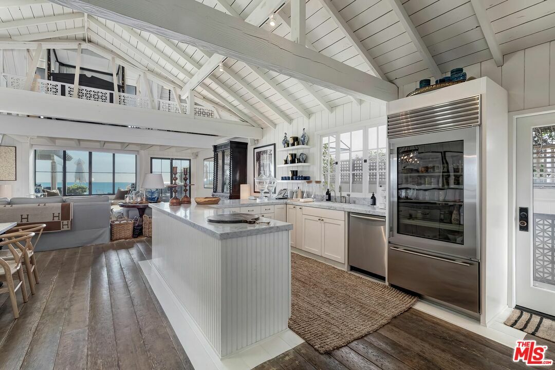 Property Photo: 23618 Malibu Colony Rd CA 90265