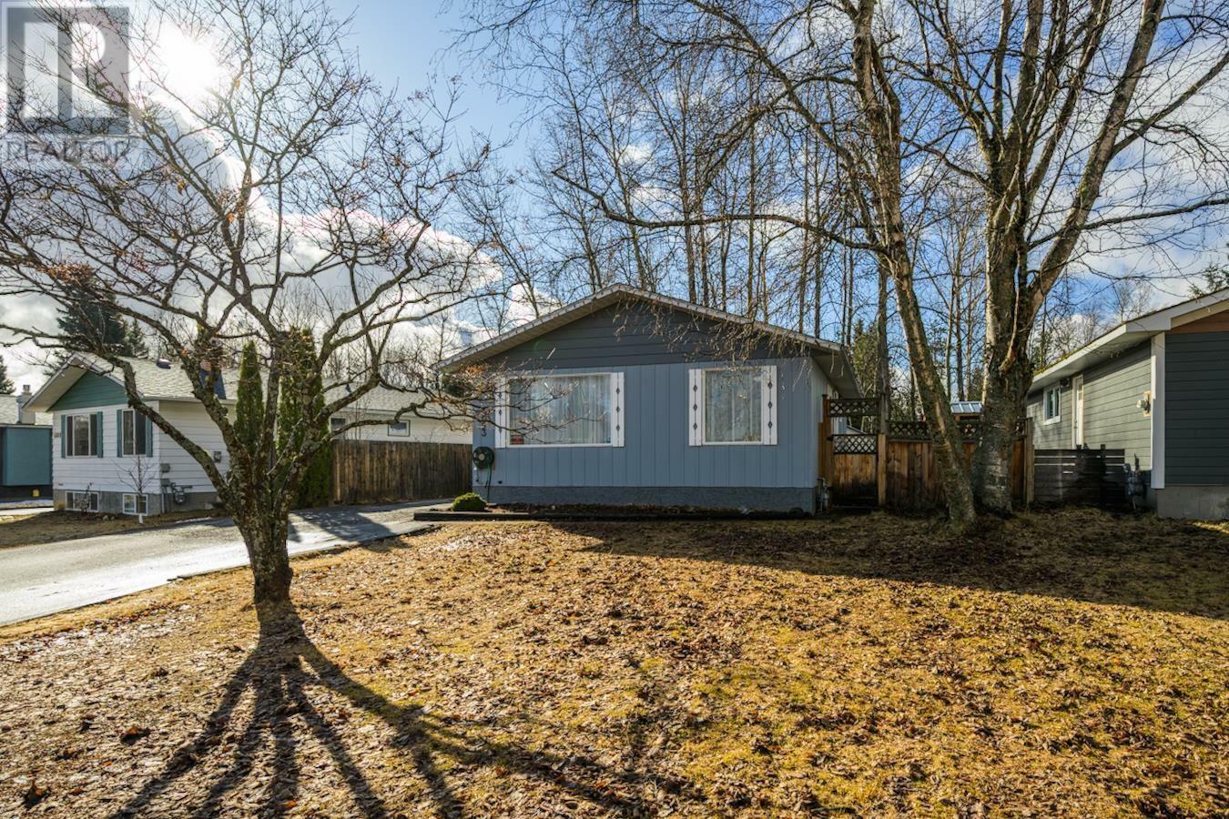 6893 Fairmont Crescent  Prince George BC V2N 2P7 photo