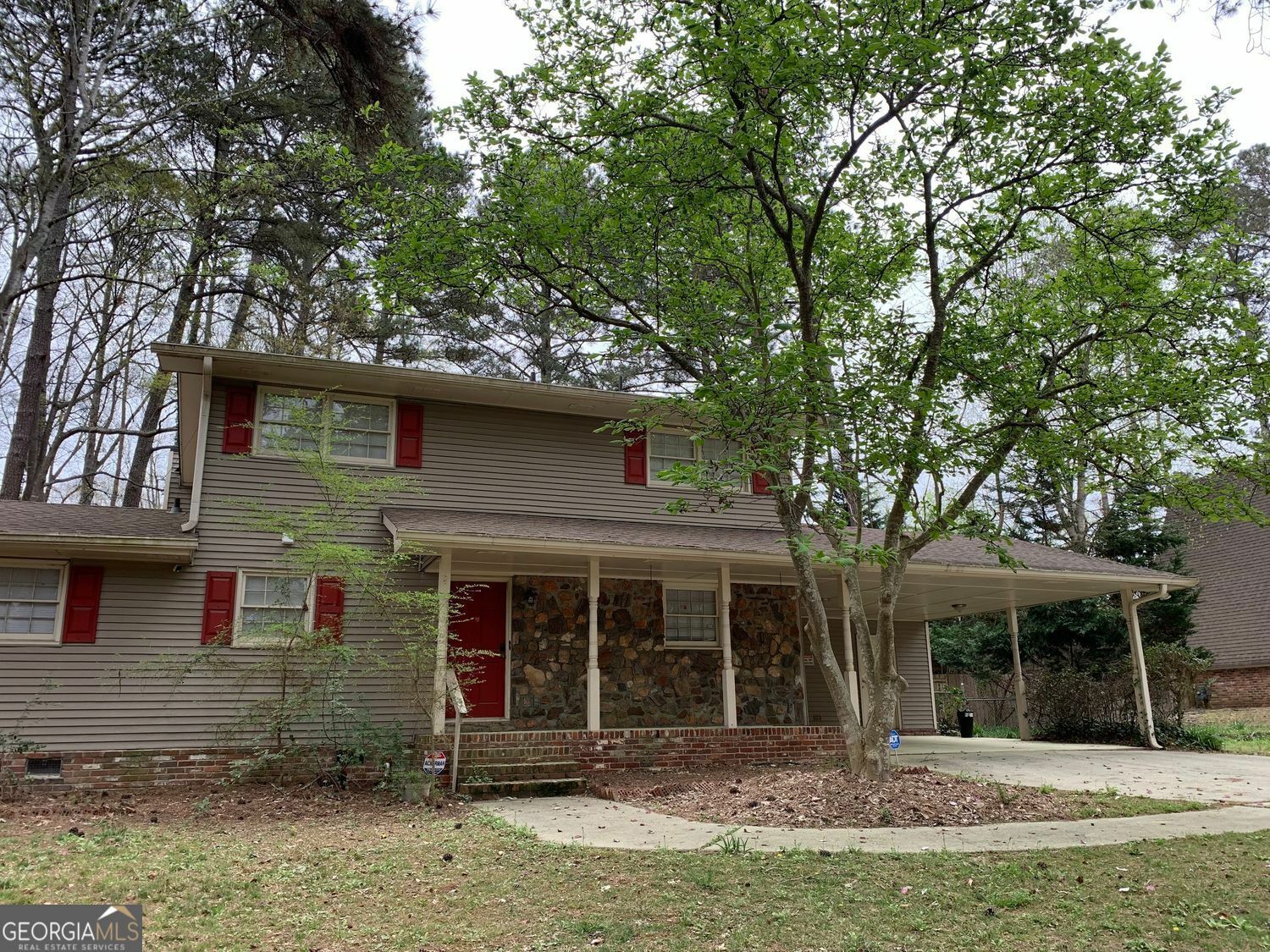 Property Photo: 6610 Walker Road GA 30296