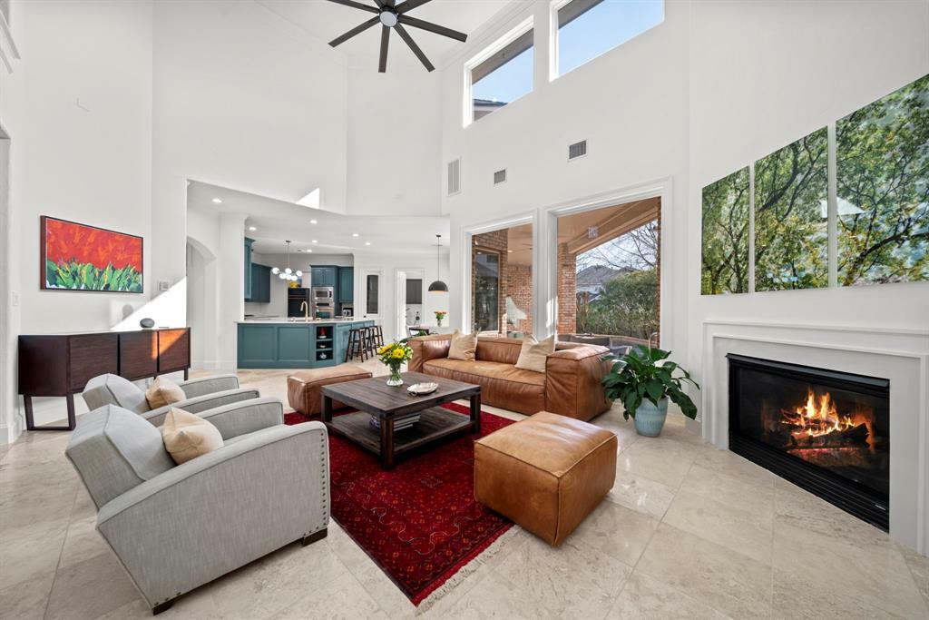 Property Photo: 3 Amulet Oaks Place TX 77382