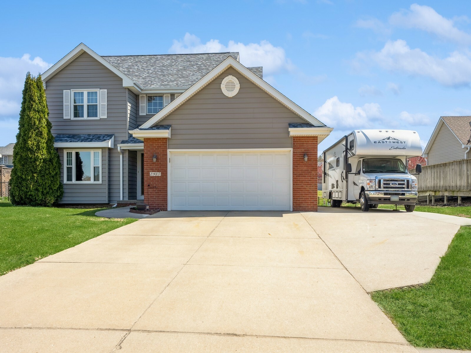 Property Photo:  2917 SW Coves Drive  IA 50023 