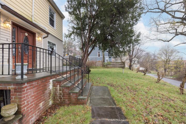 Property Photo:  9 Aqueduct Place  NY 10701 