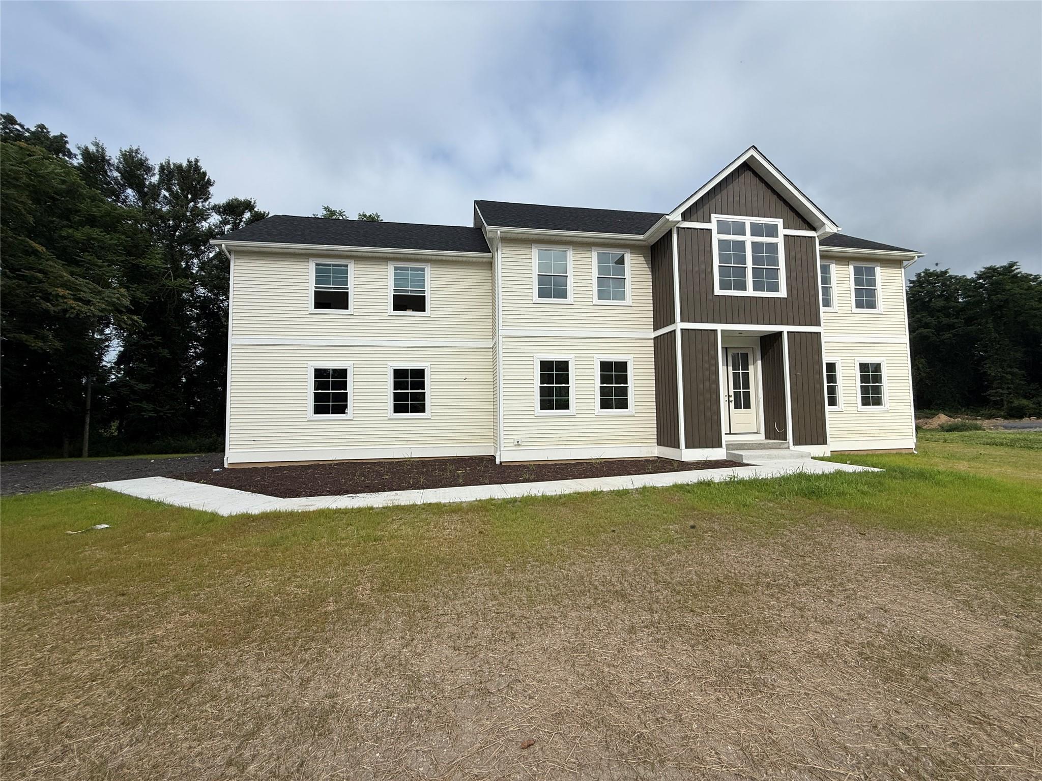 Property Photo:  7 Morrow Court  NY 12586 