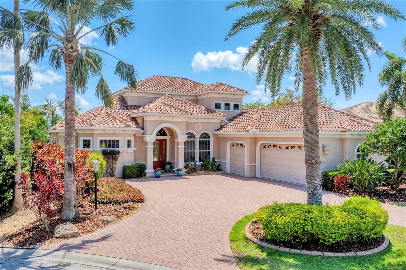 Property Photo: 13708 Red Rock Place FL 34202