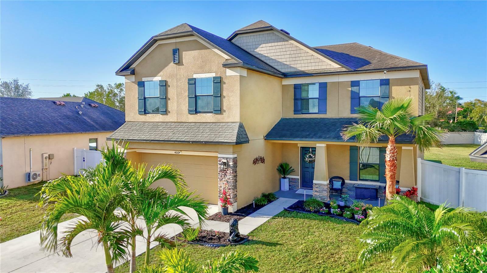 Property Photo:  4010 Lindever Lane  FL 34221 