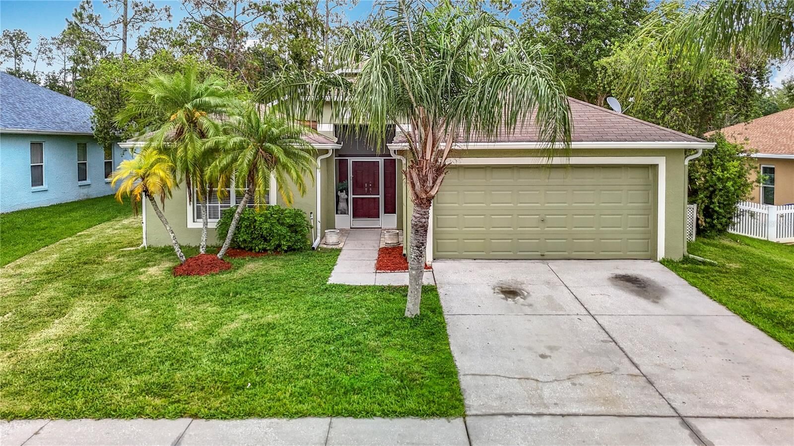 Property Photo: 5526 Braddock Drive FL 33541