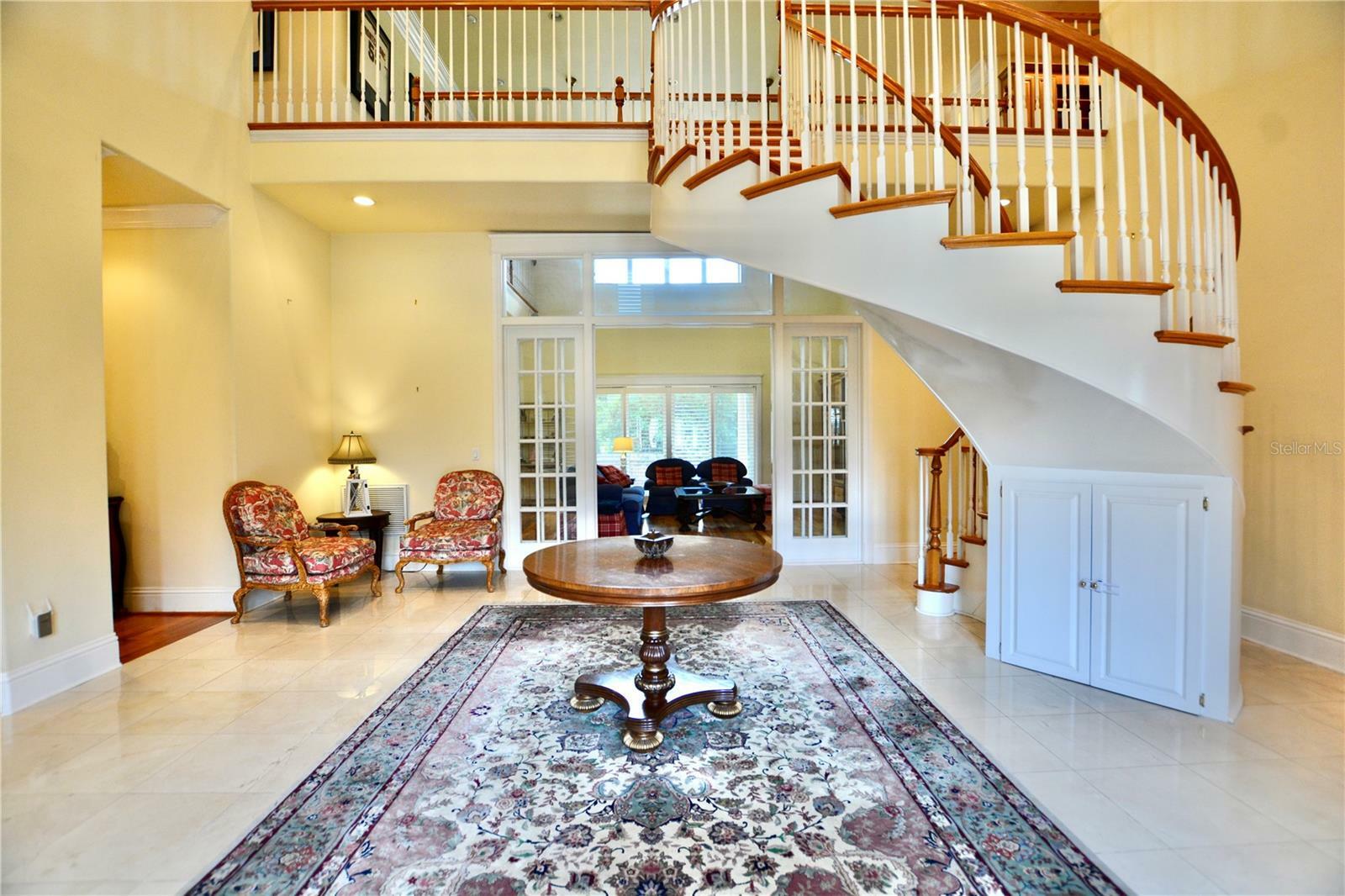 Property Photo: 441 Lucerne Avenue FL 33606