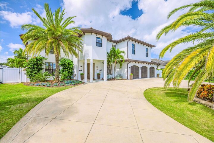 Property Photo:  1212 Commodore Drive  FL 32168 