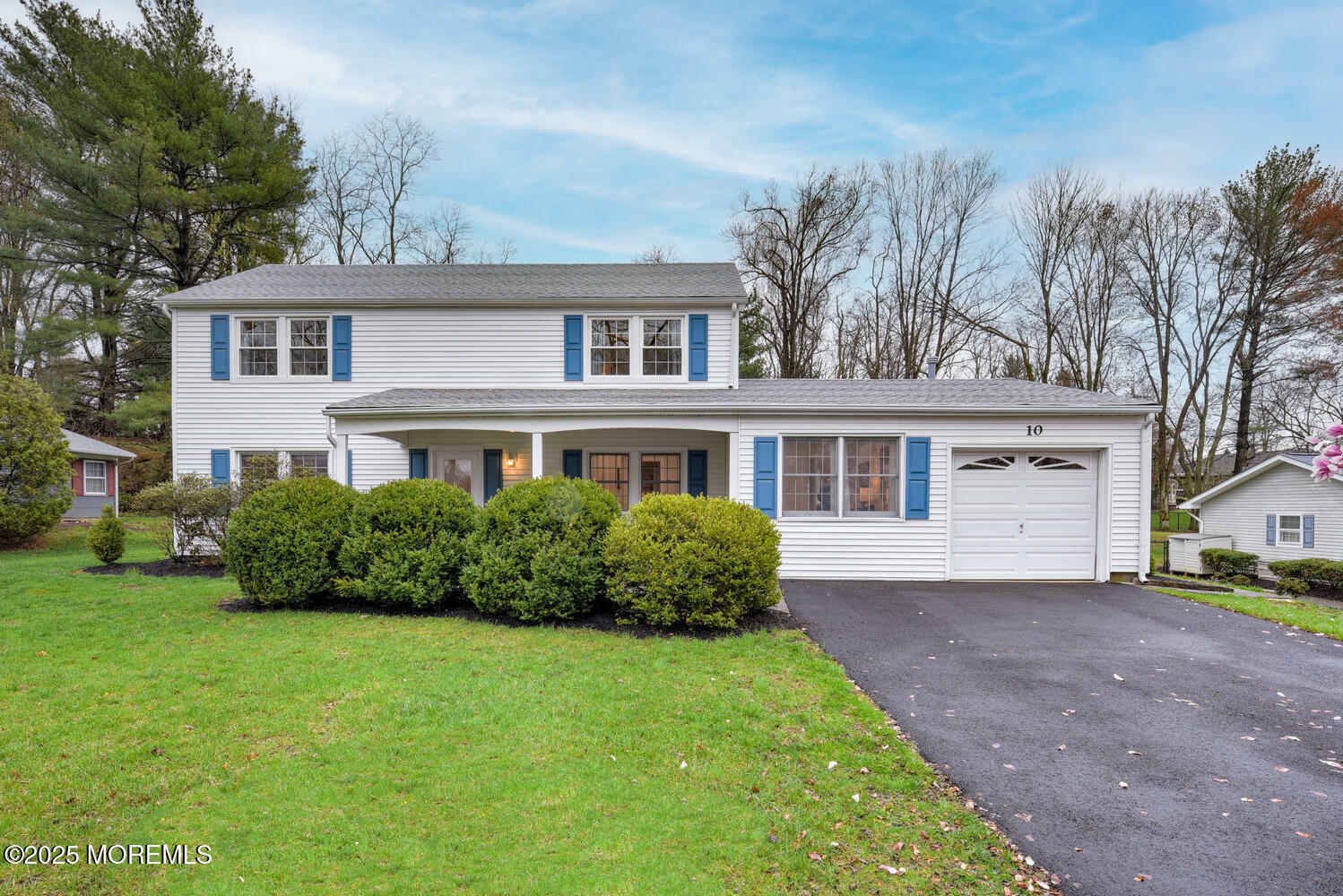 10 McIntosh Lane  Manalapan NJ 07726 photo