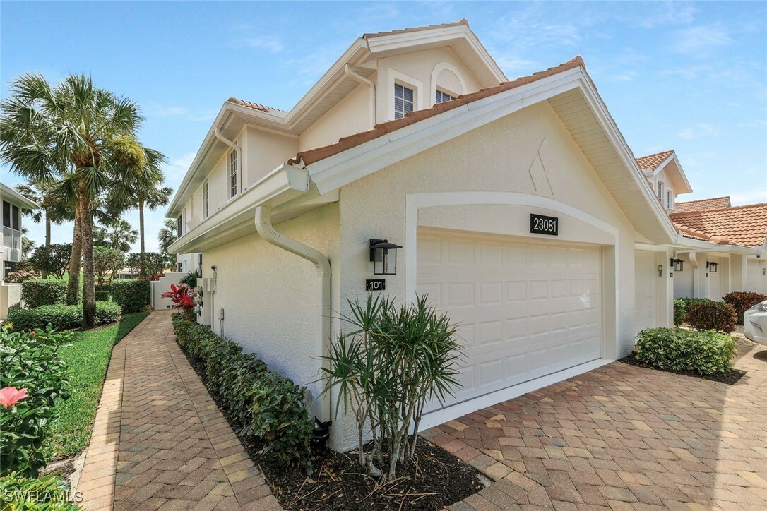 Property Photo: 23081 Rosedale Drive 101 FL 34135