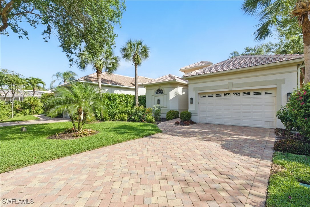Property Photo: 27549 Riverbank Drive FL 34134