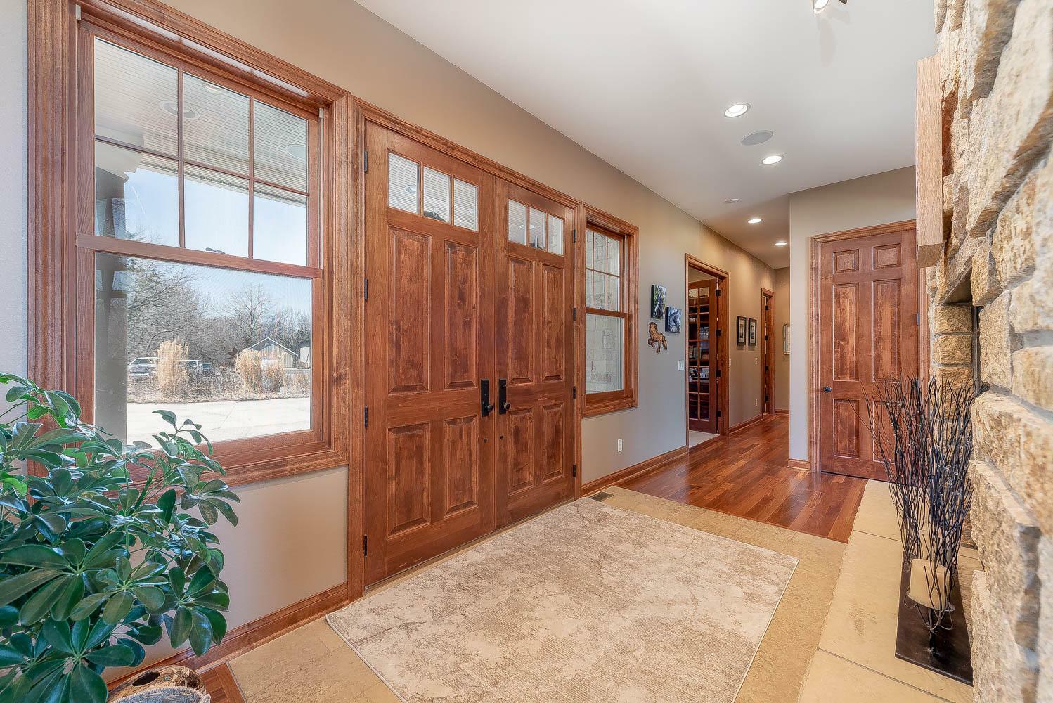 Property Photo: 190 Stony Creek Road MN 56001