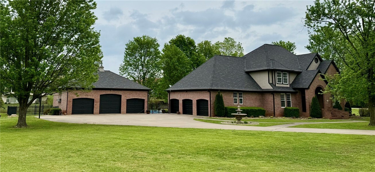 Property Photo: 3901 Pleasant Drive AR 72758