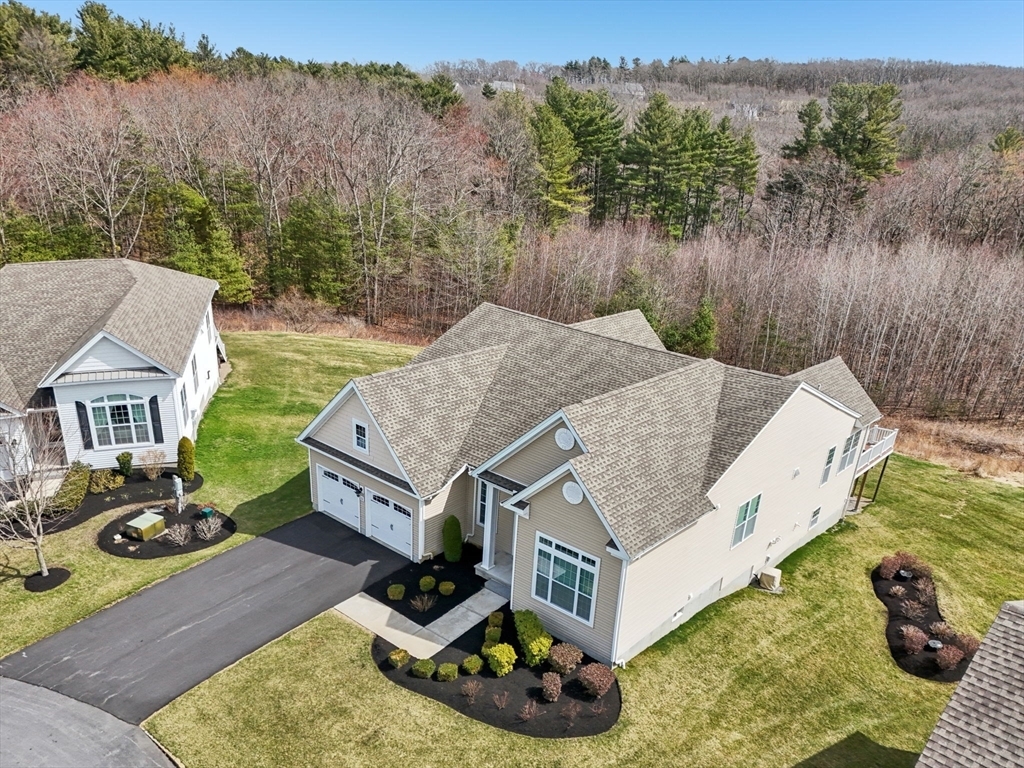 Property Photo:  11 Sierra Ct 10  MA 01844 