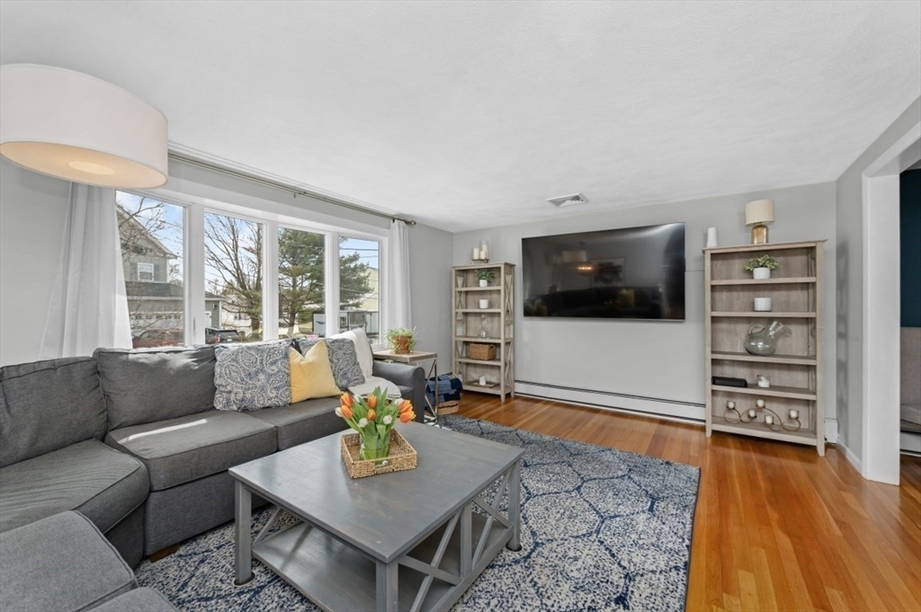 Property Photo: 4 Sherman Place Ct MA 01801