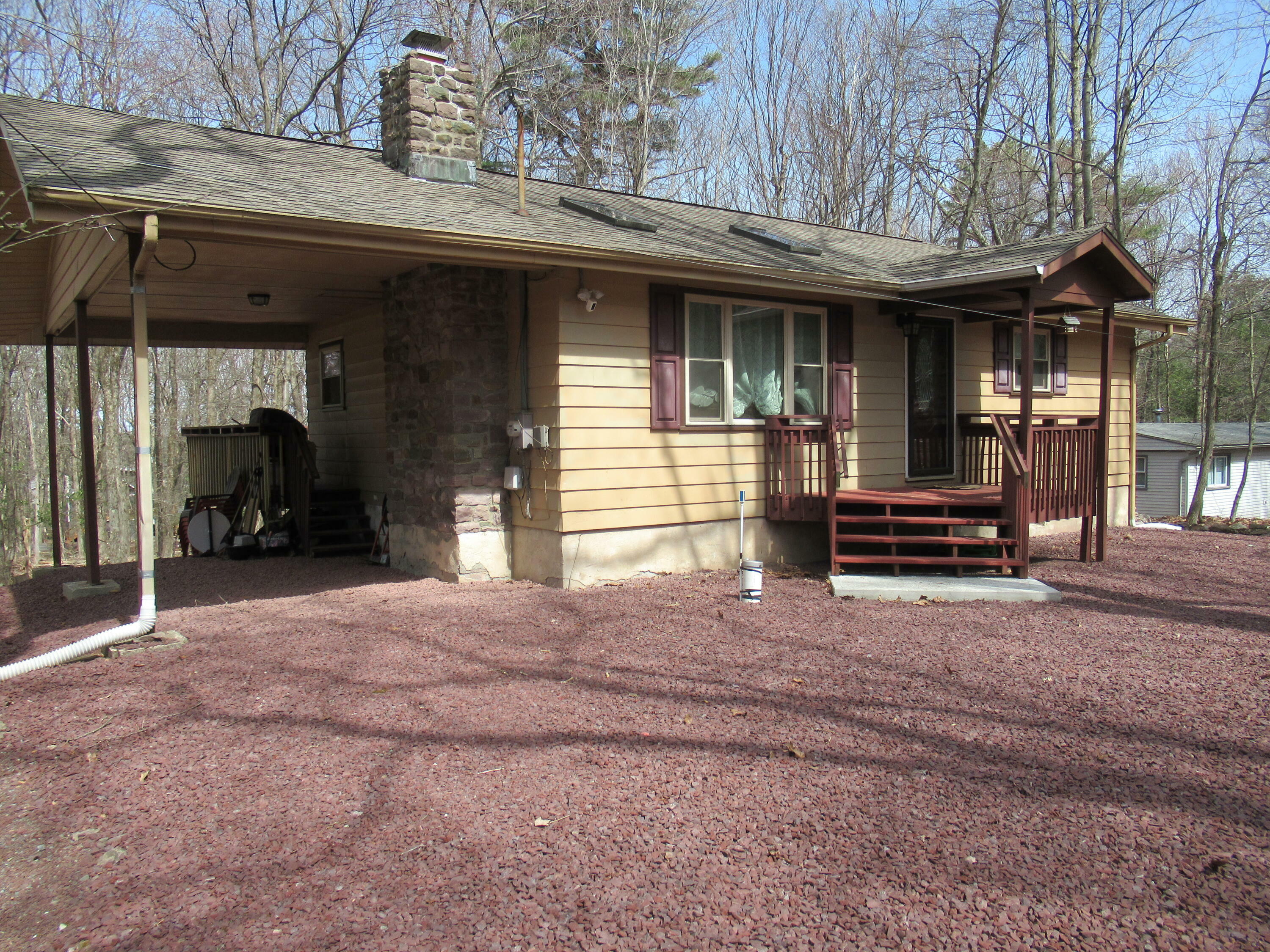 Property Photo: 22 Estates Drive PA 18624