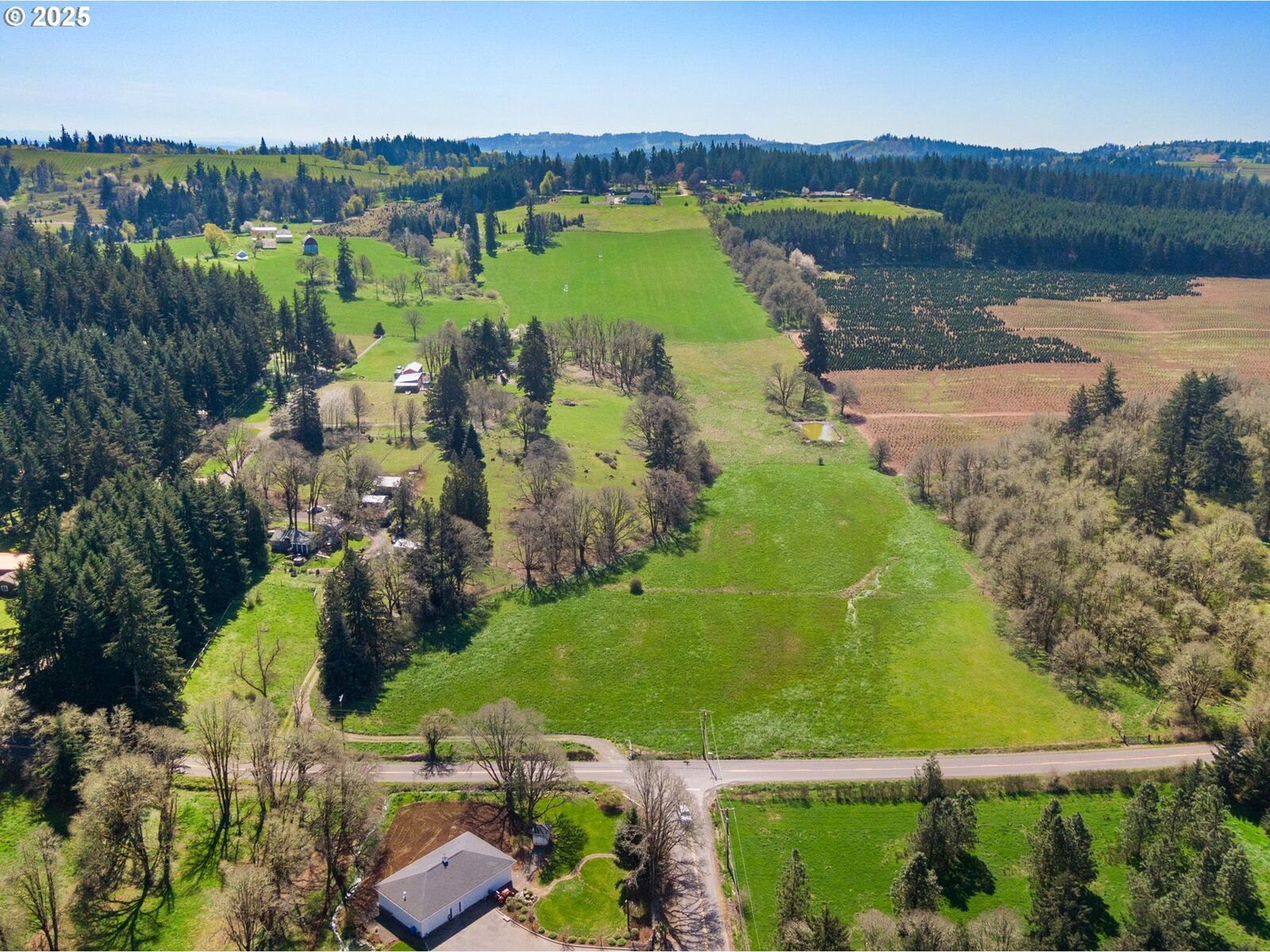 Property Photo: 3610 Wiltsey St OR 97317
