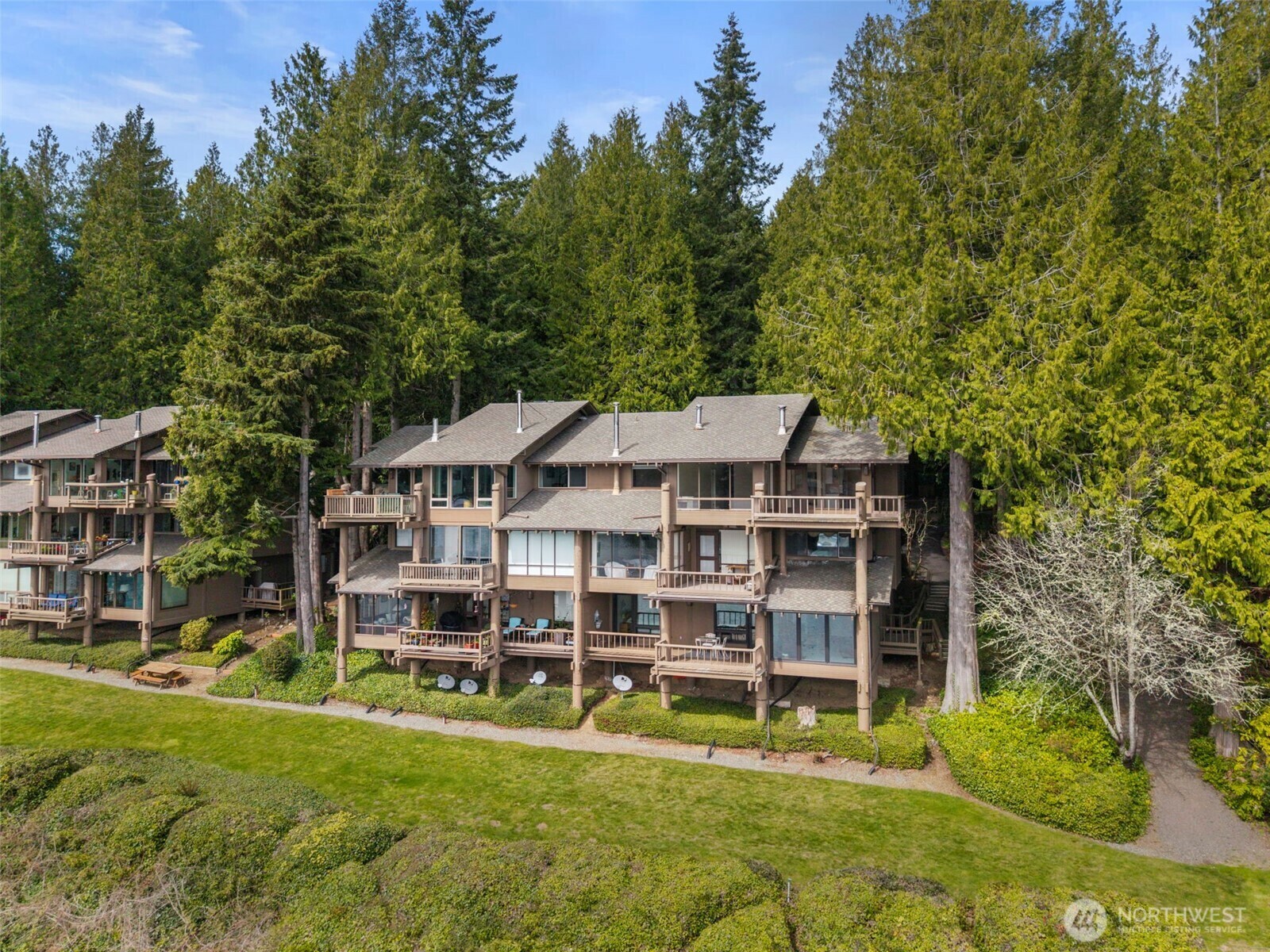 Property Photo:  161  North Bay Lane 5  WA 98365 